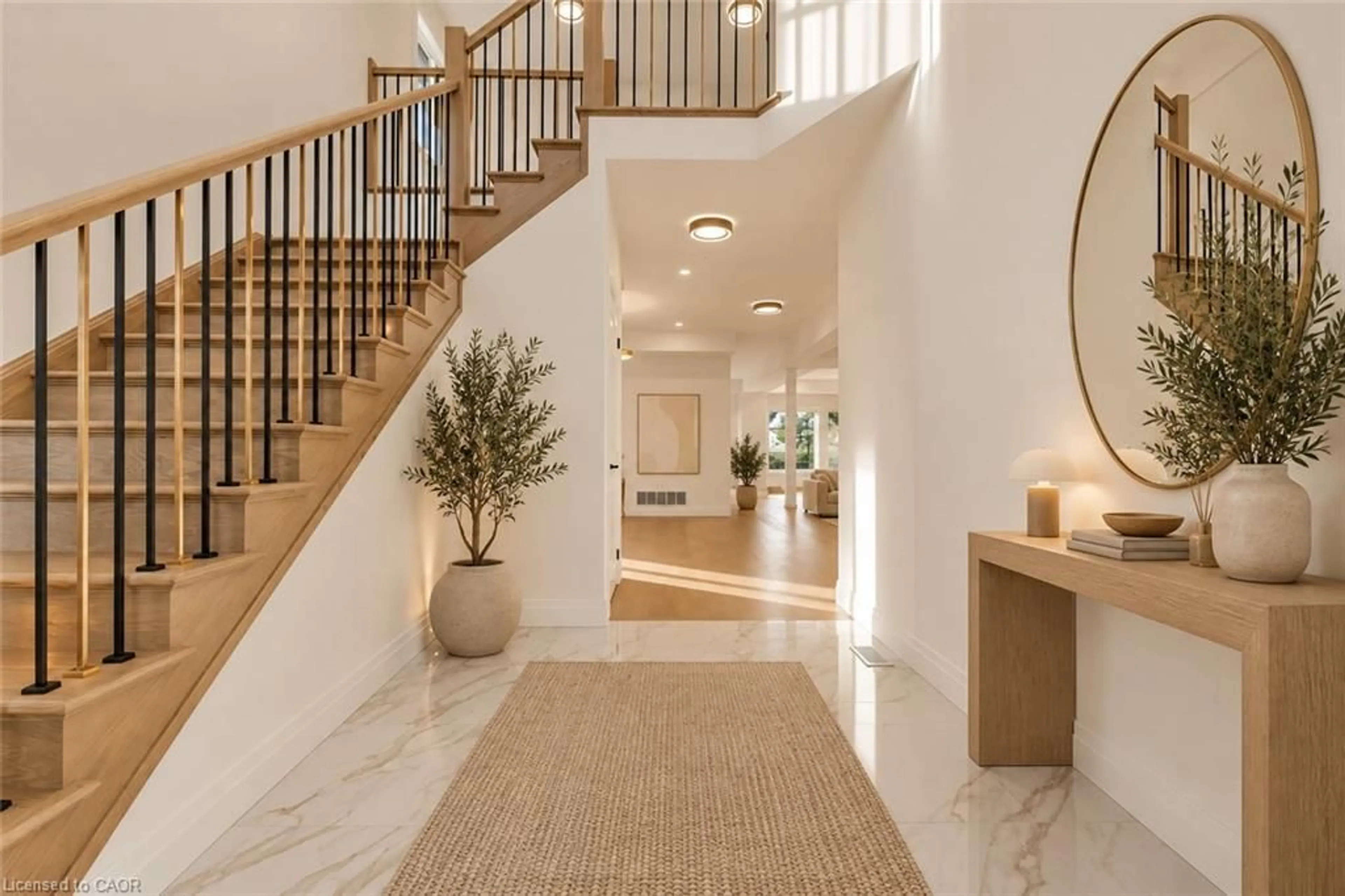 Indoor entryway for 18 Miles Rd, Hamilton Ontario L8W 1E1