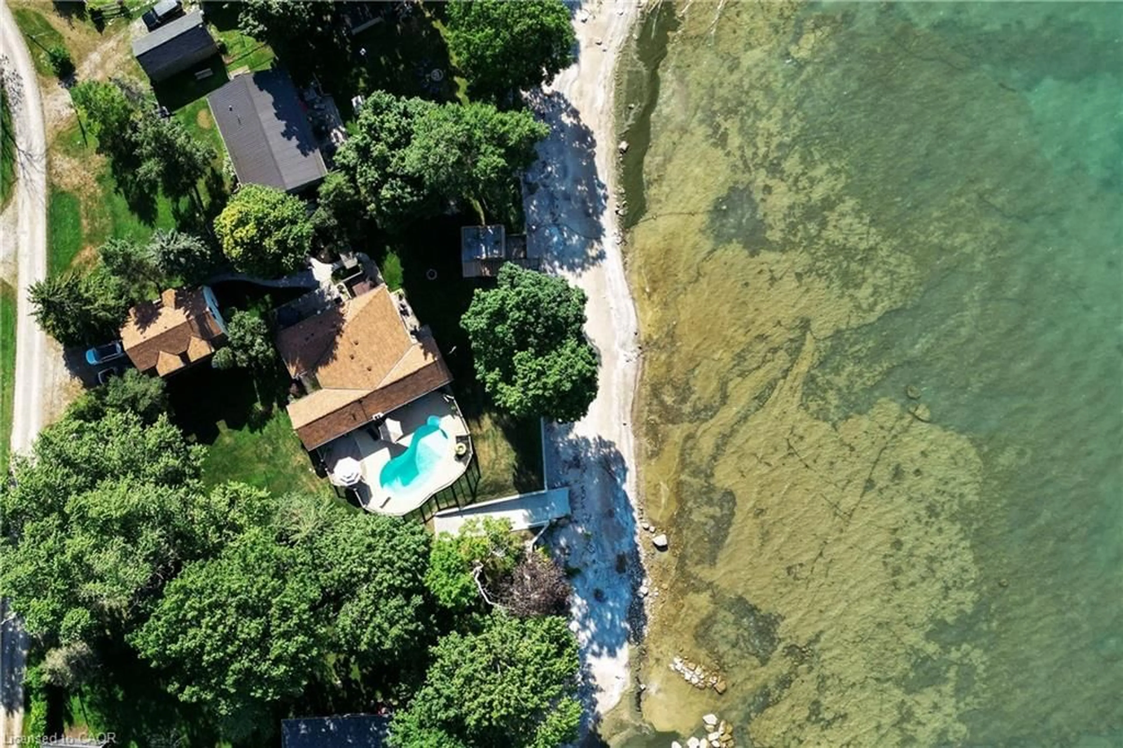 A pic from outside/outdoor area/front of a property/back of a property/a pic from drone, water/lake/river/ocean view for 34 Hoover Point Lane, Selkirk Ontario N0A 1P0
