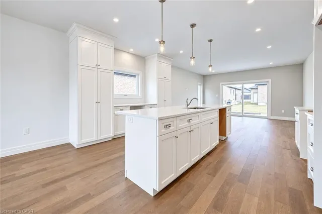 1065 Twamley St, Listowel 5