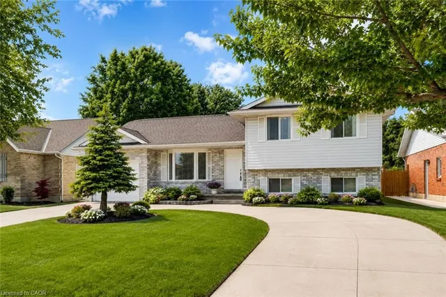 102 Allen St, Tillsonburg 3