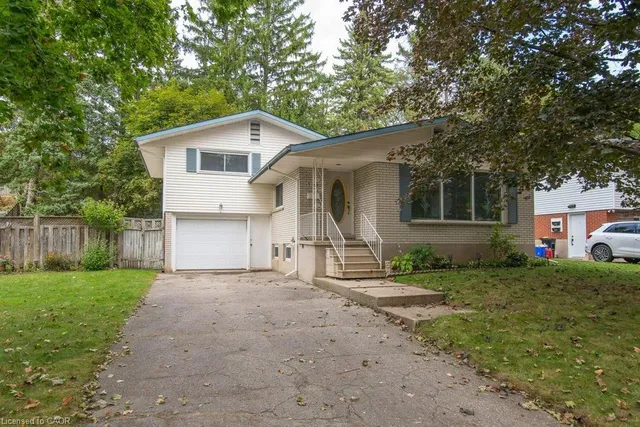 132 Forest Hill Dr, Kitchener 2