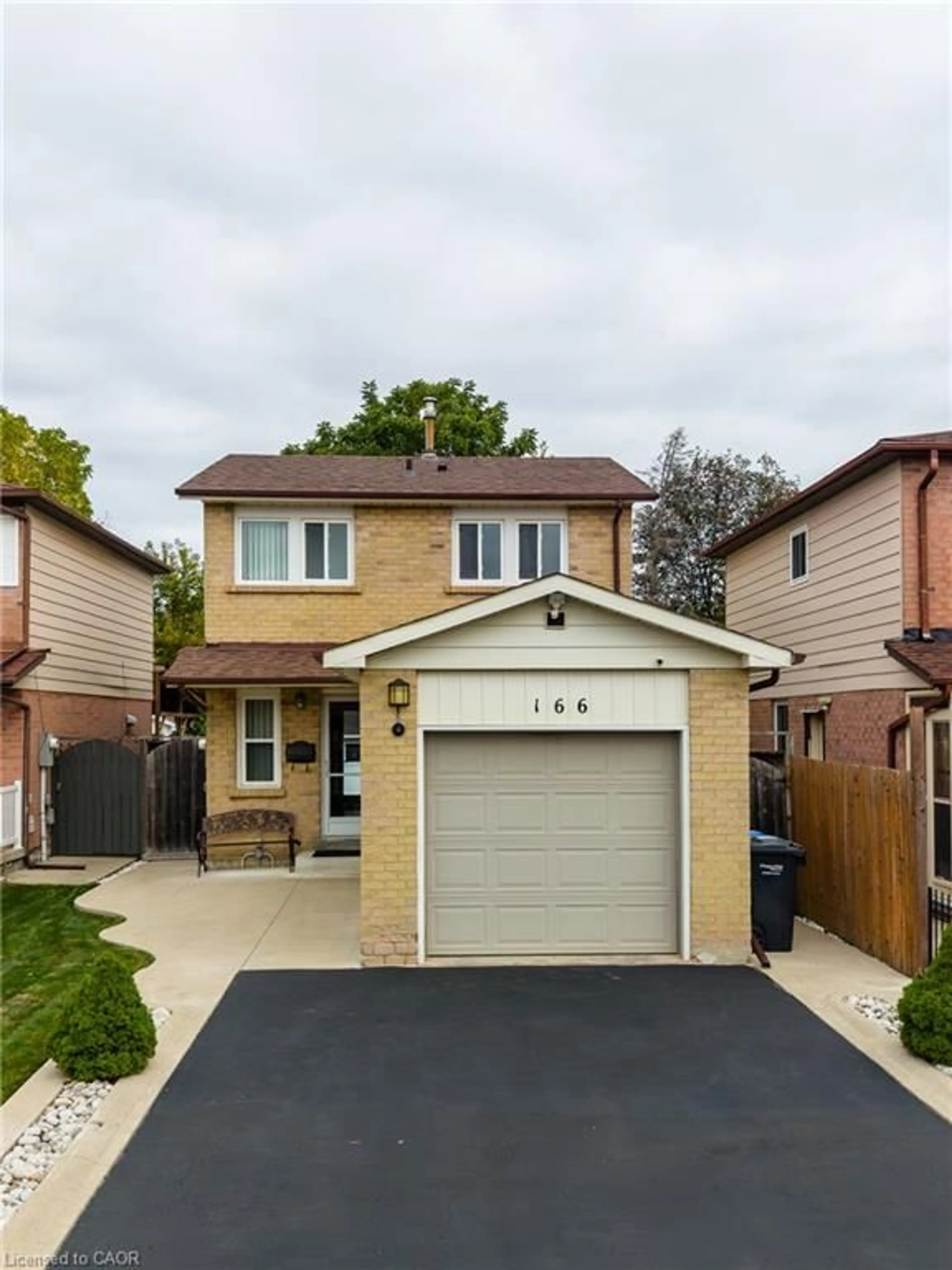 Unknown for 166 Martindale Cres, Brampton Ontario L6X 2V2