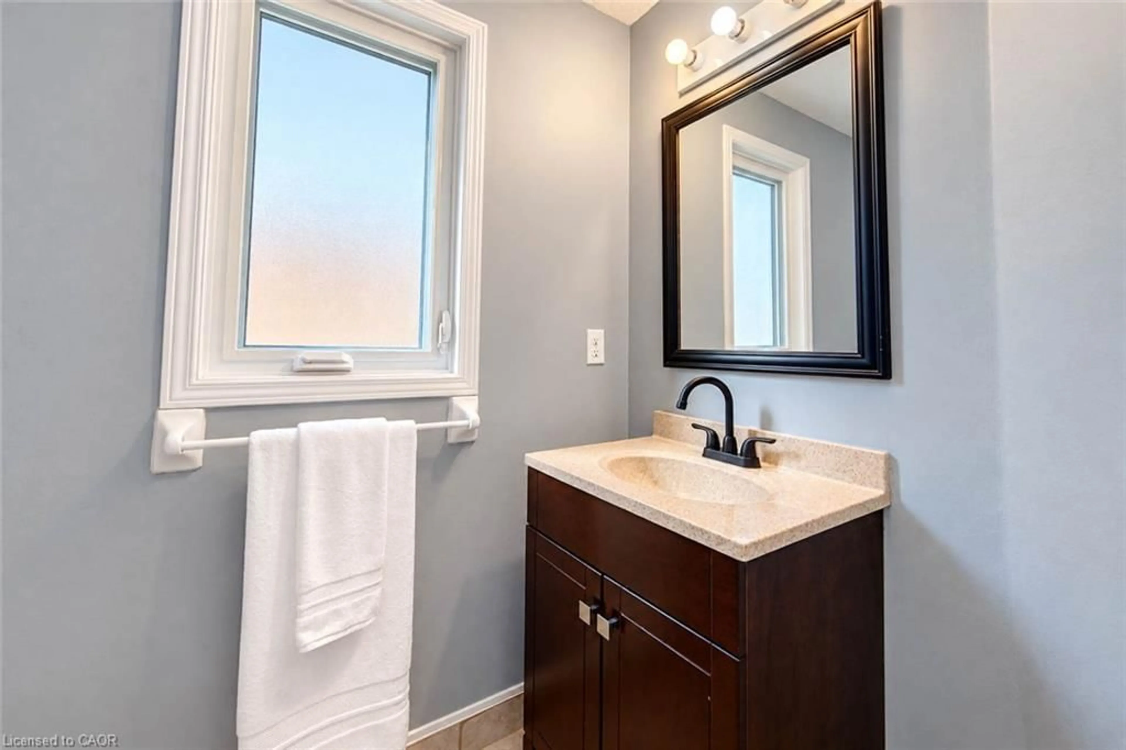 Contemporary bathroom, ceramic/tile floor for 327 Oprington Pl, Kitchener Ontario N2N 3P3