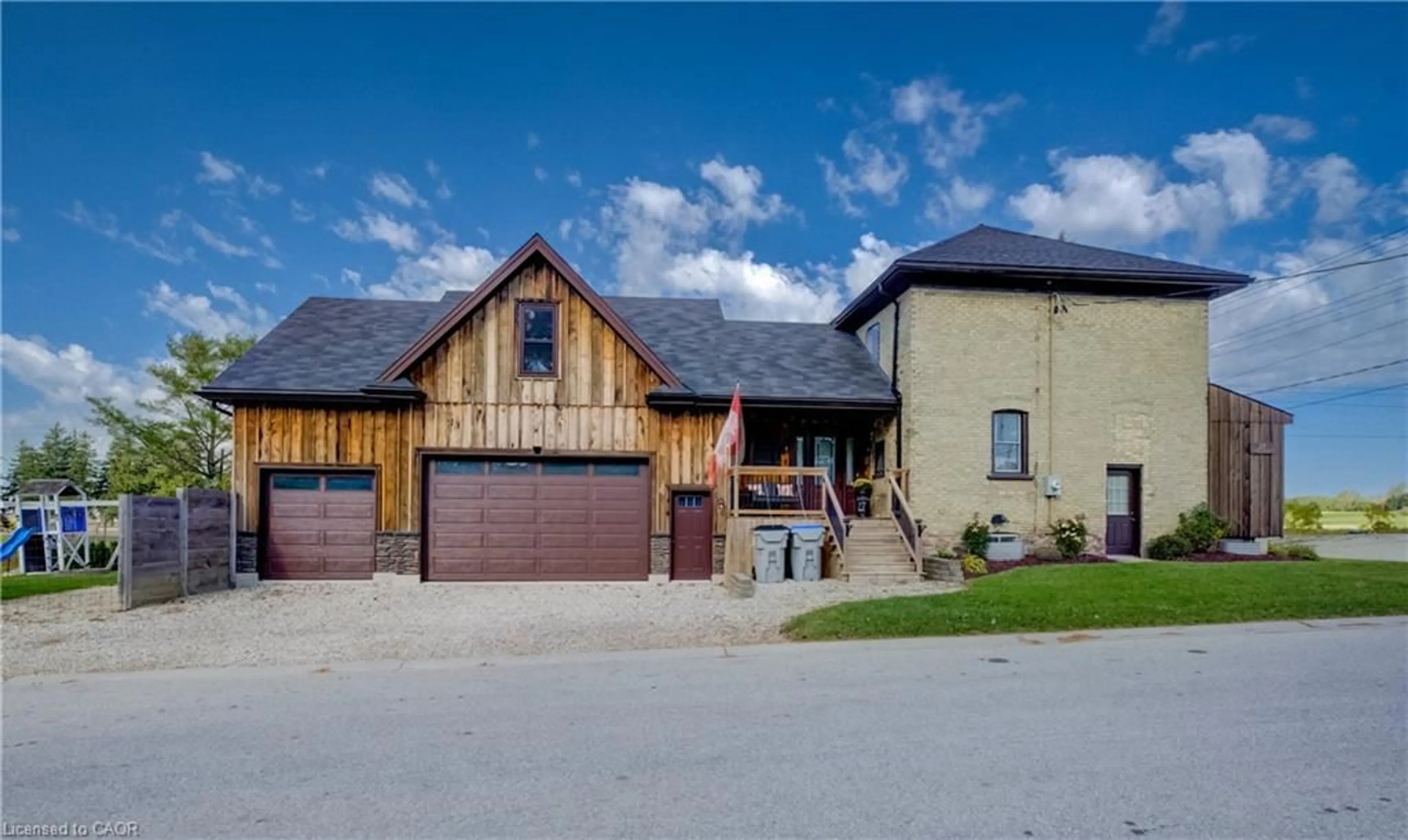 Home with brick exterior material, street for 27 Mill St, Milverton Ontario N0K 1M0