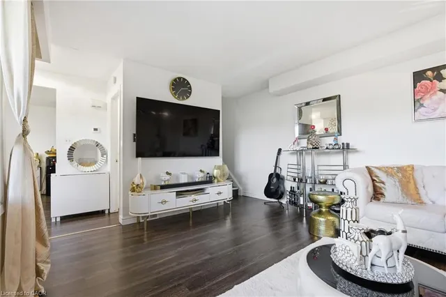 423 Westwood Dr #43, Kitchener 4