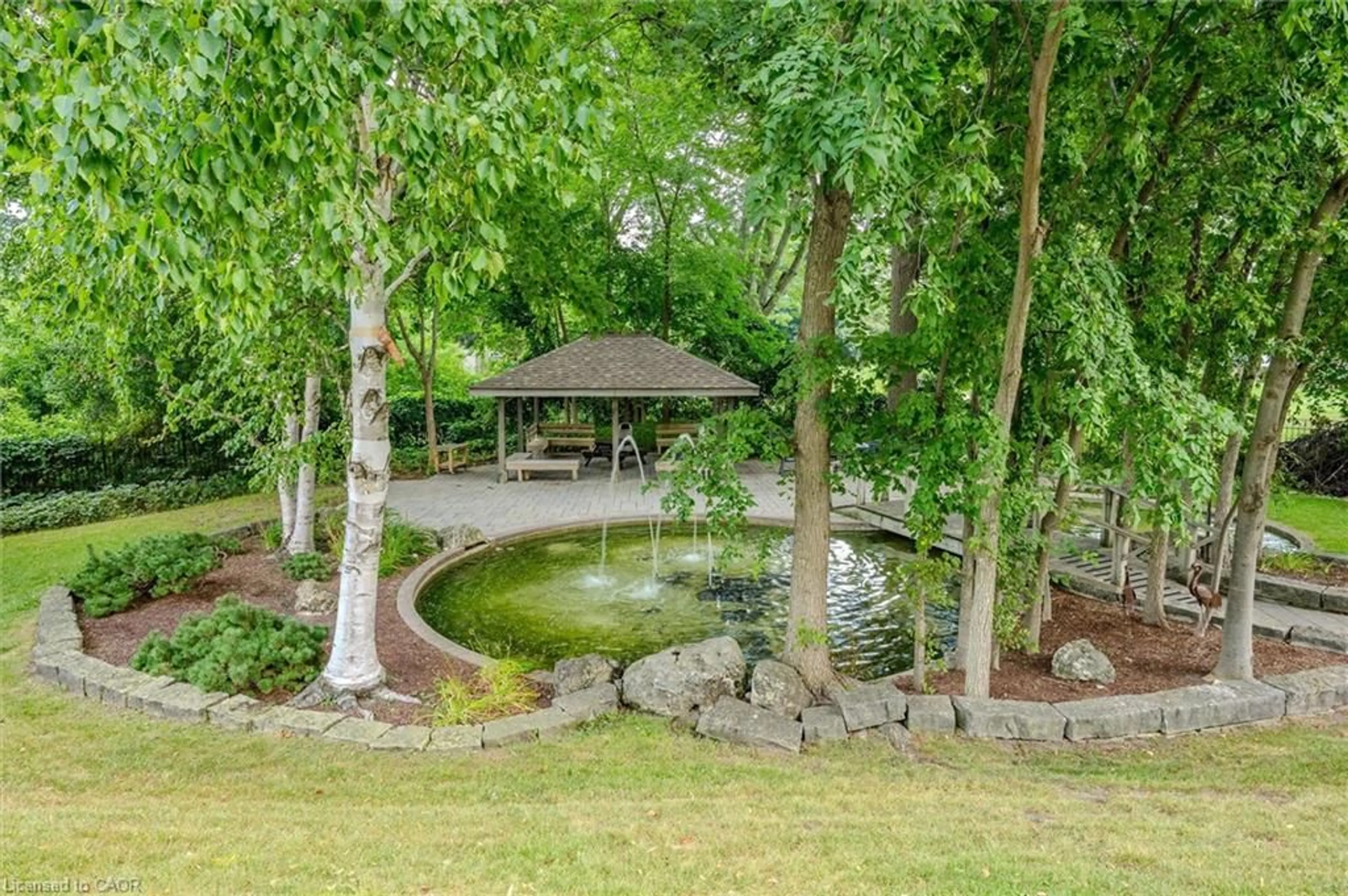 Patio, water/lake/river/ocean view for 6 Willow St #602, Waterloo Ontario N2J 4S3