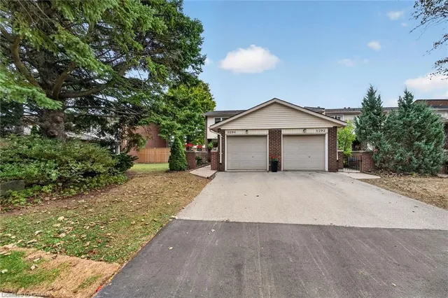 5294 Bromley Rd, Burlington 3