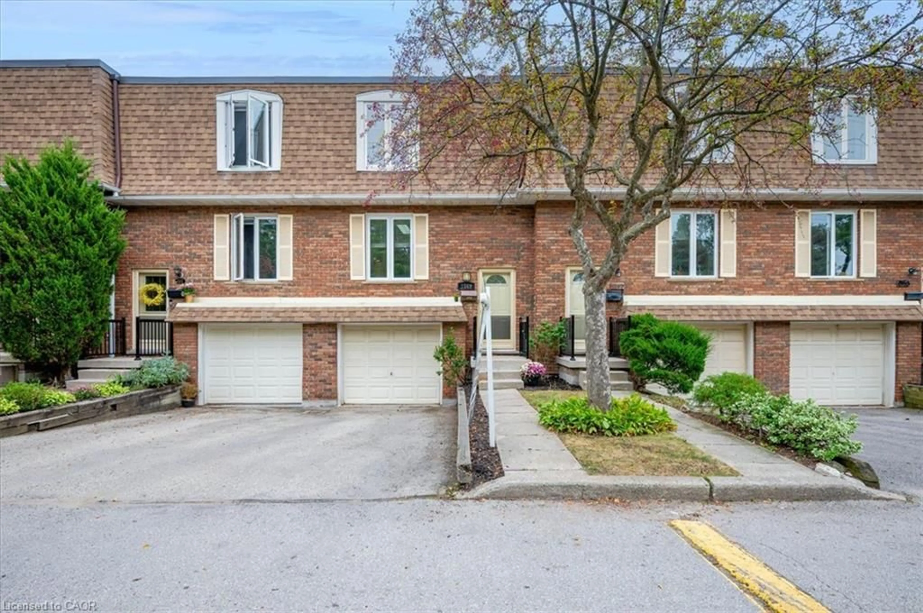 Home with brick exterior material, street for 1569 Westminster Pl, Burlington Ontario L7P 2B4
