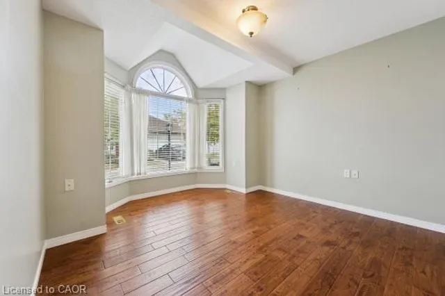 360 Erbsville Rd #18, Waterloo 2