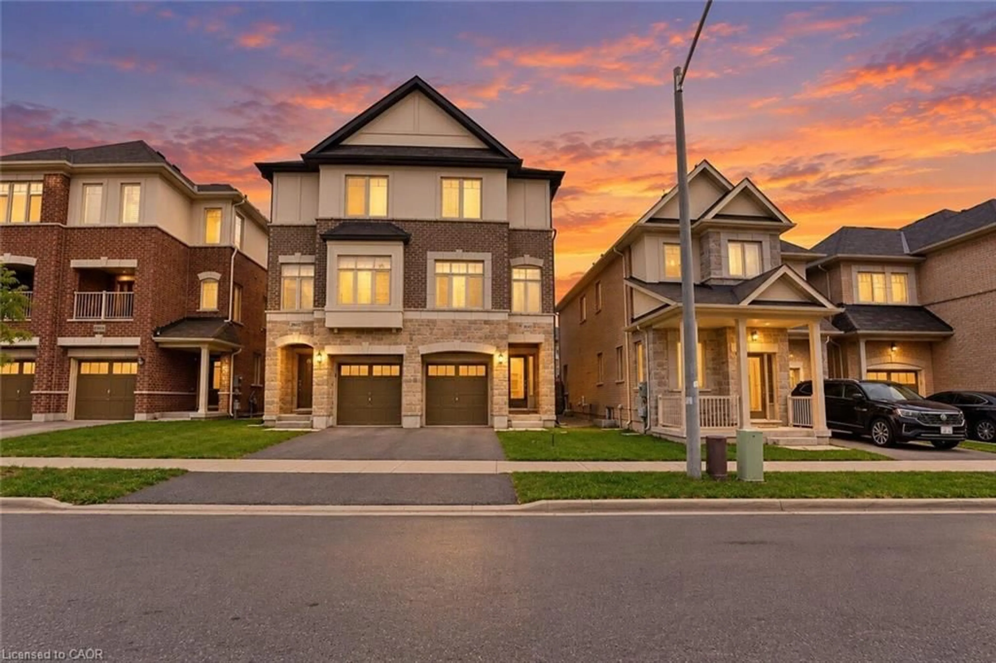 Home with brick exterior material, street for 3930 Tufgar Cres, Burlington Ontario L7M 2A4