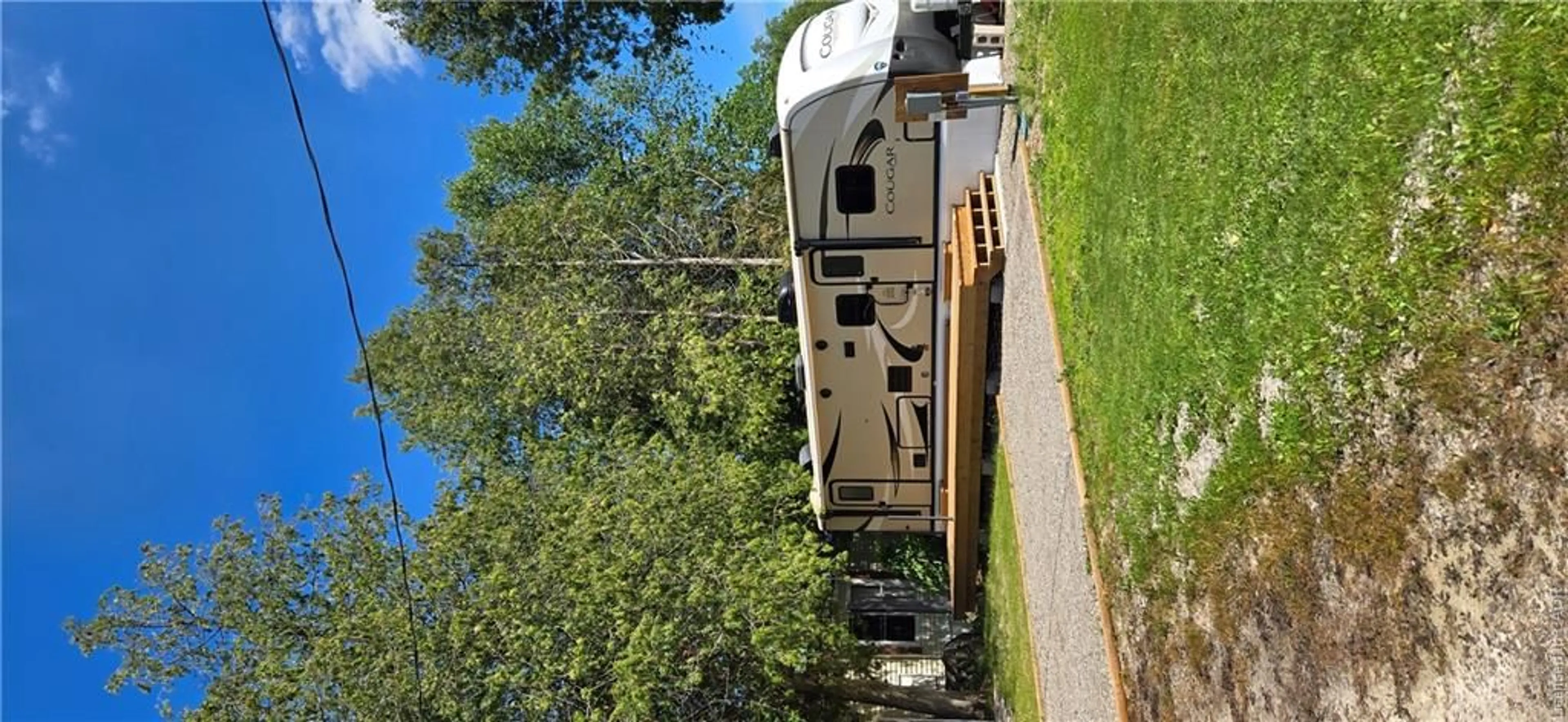 A pic from outside/outdoor area/front of a property/back of a property/a pic from drone, street for 1085 Concession 10 Rd #29, Flamborough Ontario N0B 2J0