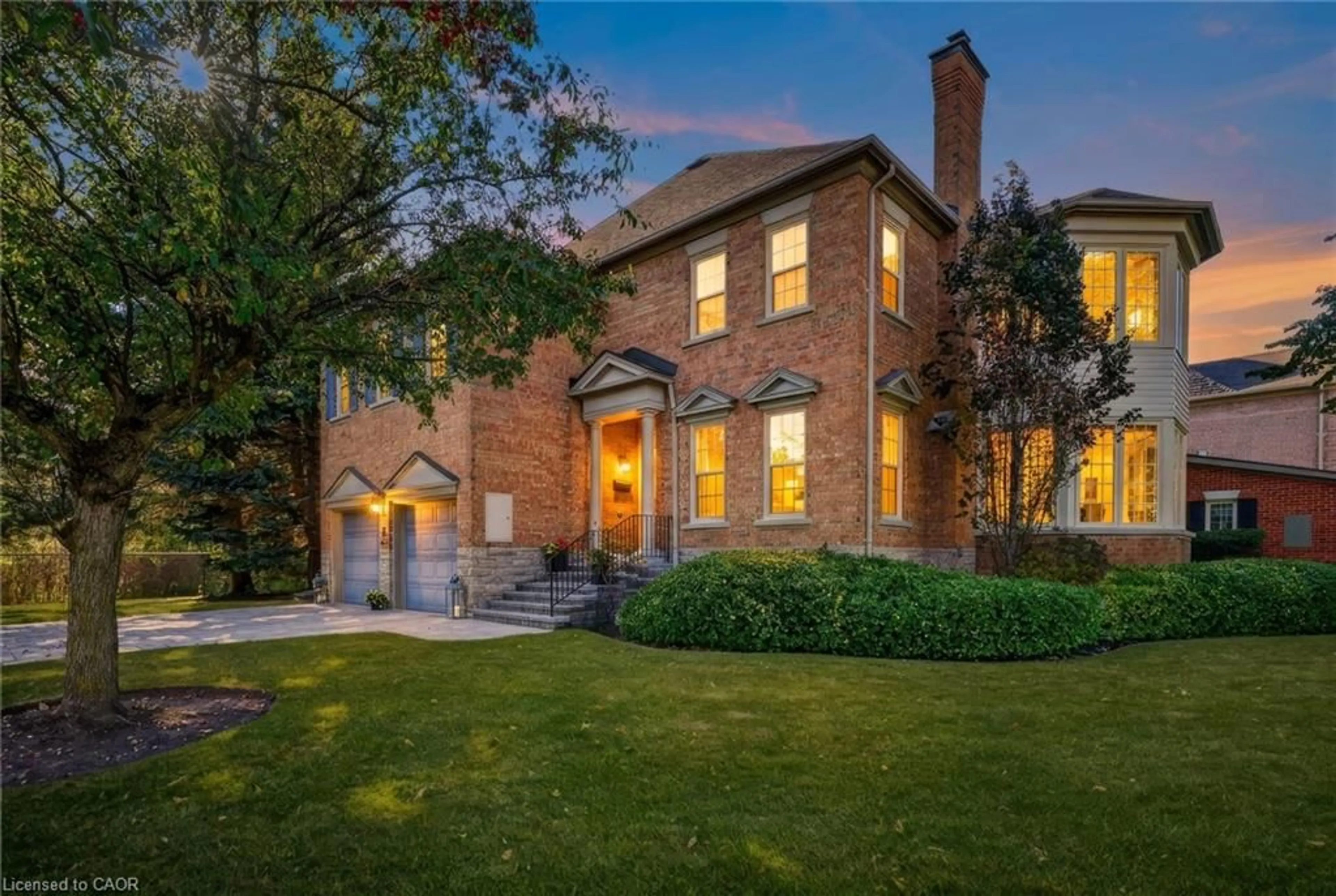 Home with brick exterior material, street for 4211 Millcroft Park Dr #1, Burlington Ontario L7M 3Y9
