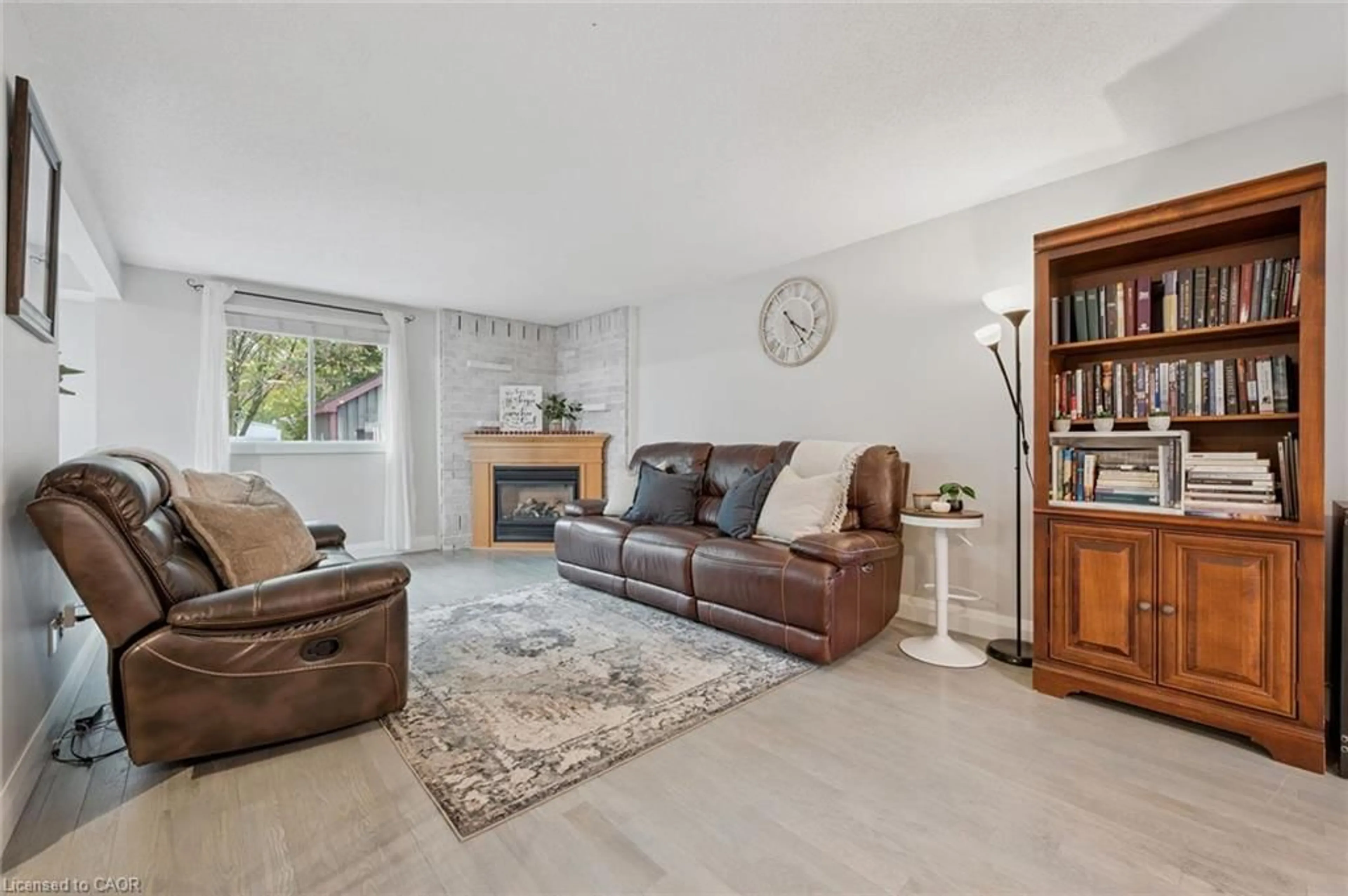 Living room with furniture, unknown for 339 Strathallan St, Fergus Ontario N1M 3K8