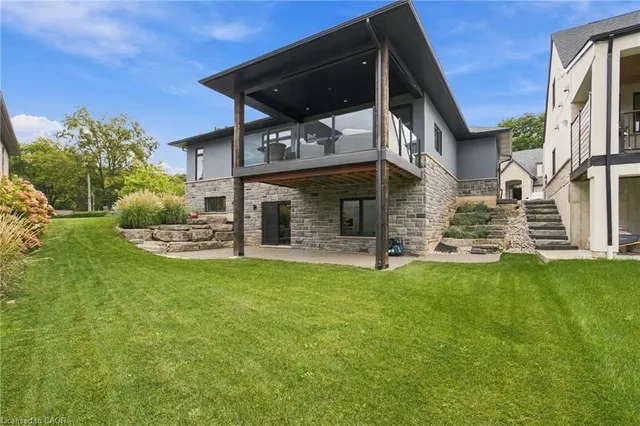 2 Fedorkow Lane, Niagara-on-the-Lake 2