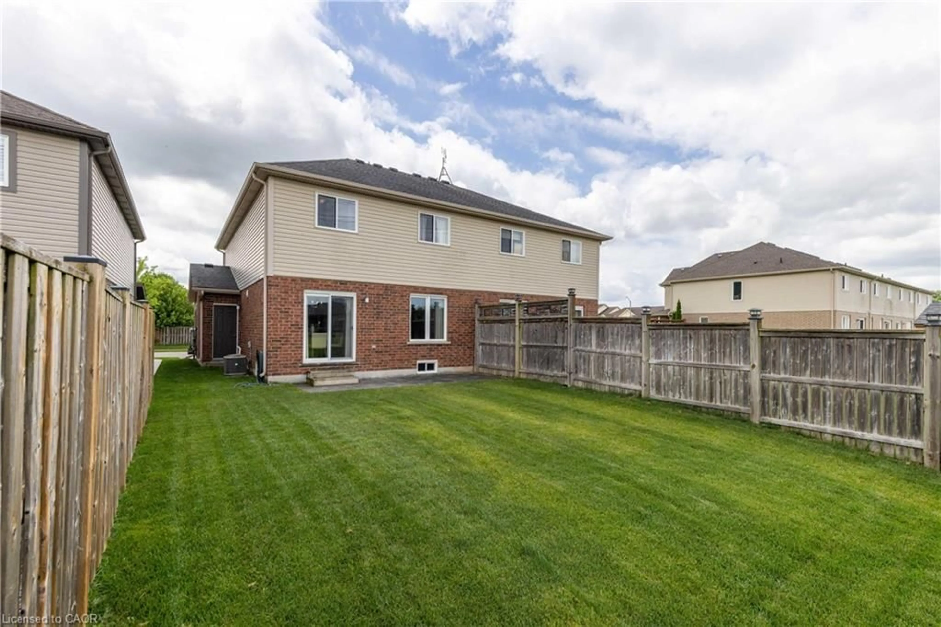 Unknown for 8625 Upper Canada Dr, Niagara Falls Ontario L2G 0H7