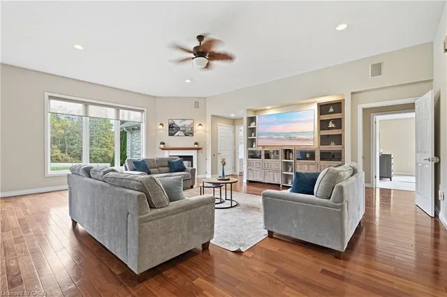 270 Mcgill Rd, Mount Pleasant 4