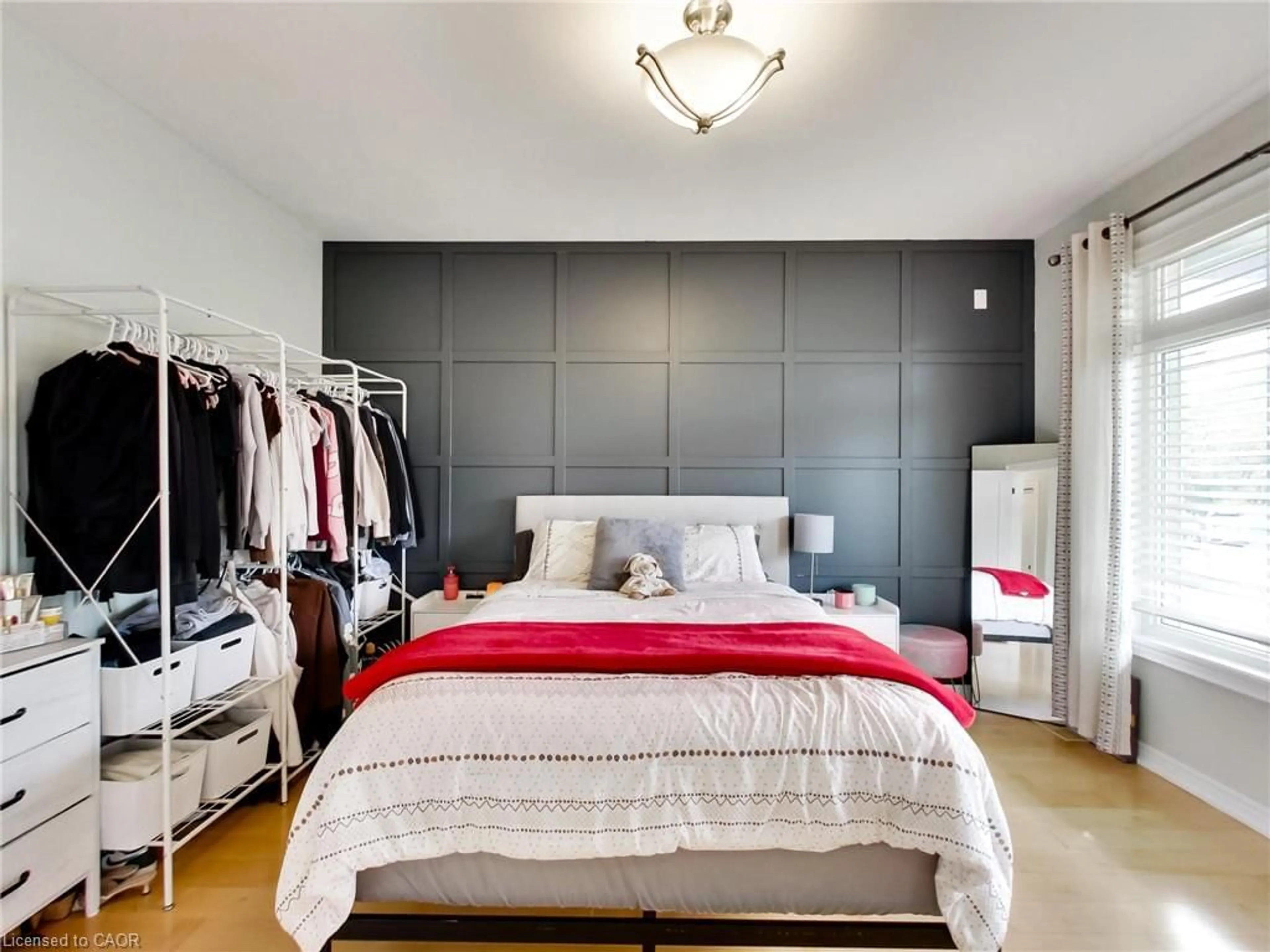 Bedroom with bed, unknown for 4007 Bush Cres, Beamsville Ontario L3J 0H1