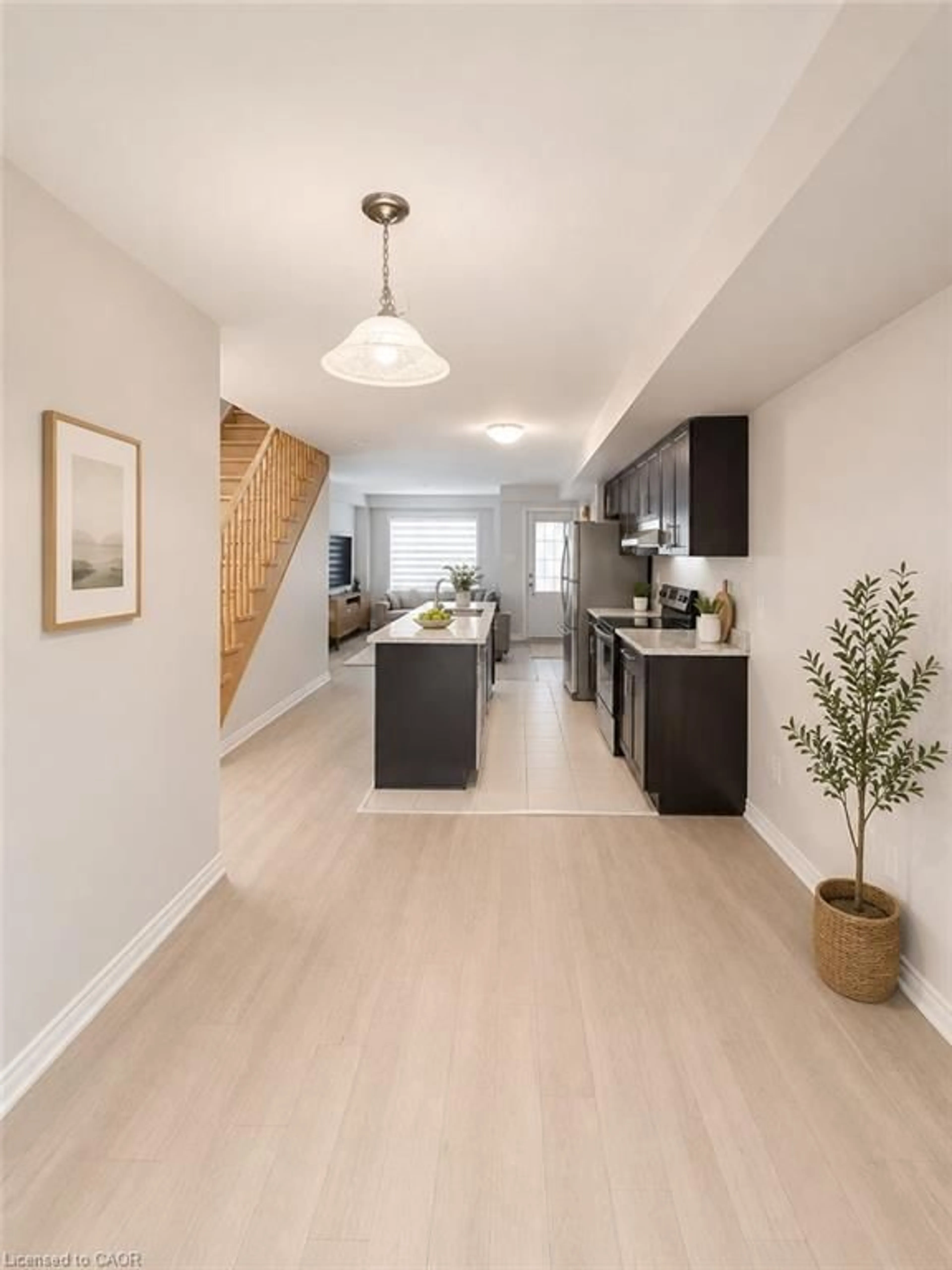Open concept kitchen, unknown for 770 Linden Dr, Cambridge Ontario N3H 0E3