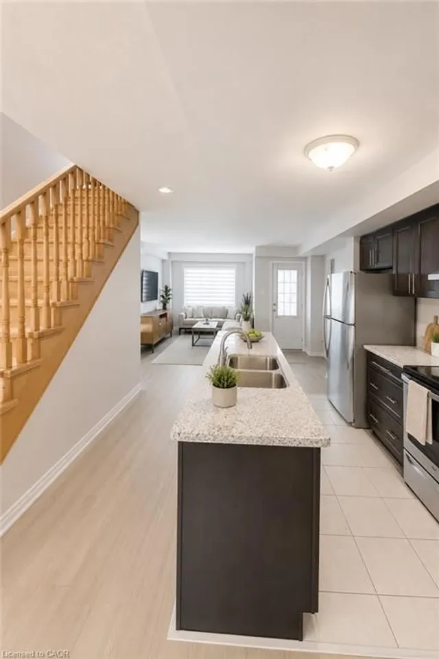 770 Linden Dr, Cambridge 5