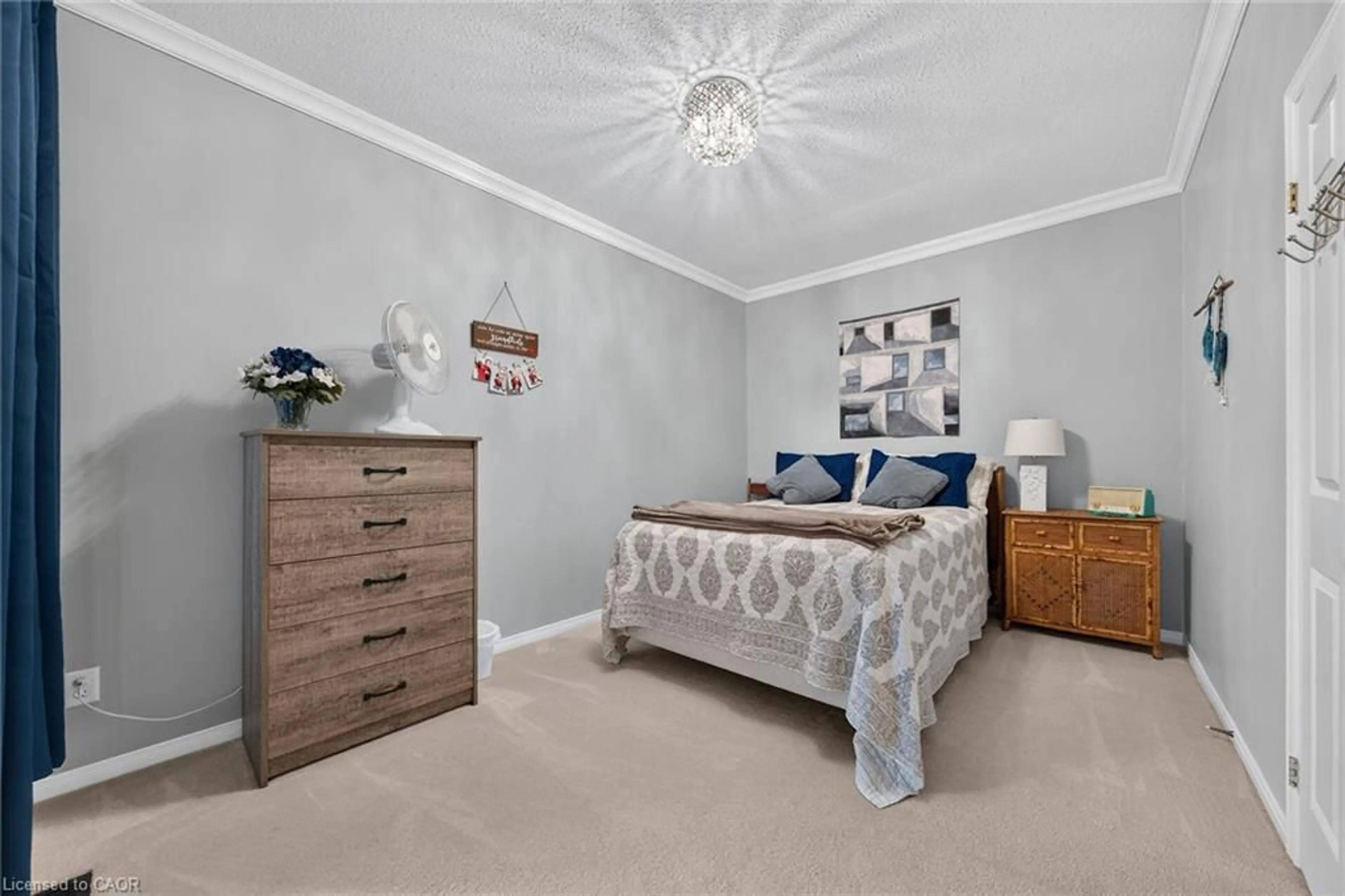 Bedroom with bed, unknown for 165 Doon Mills Dr, Kitchener Ontario N2P 2S1