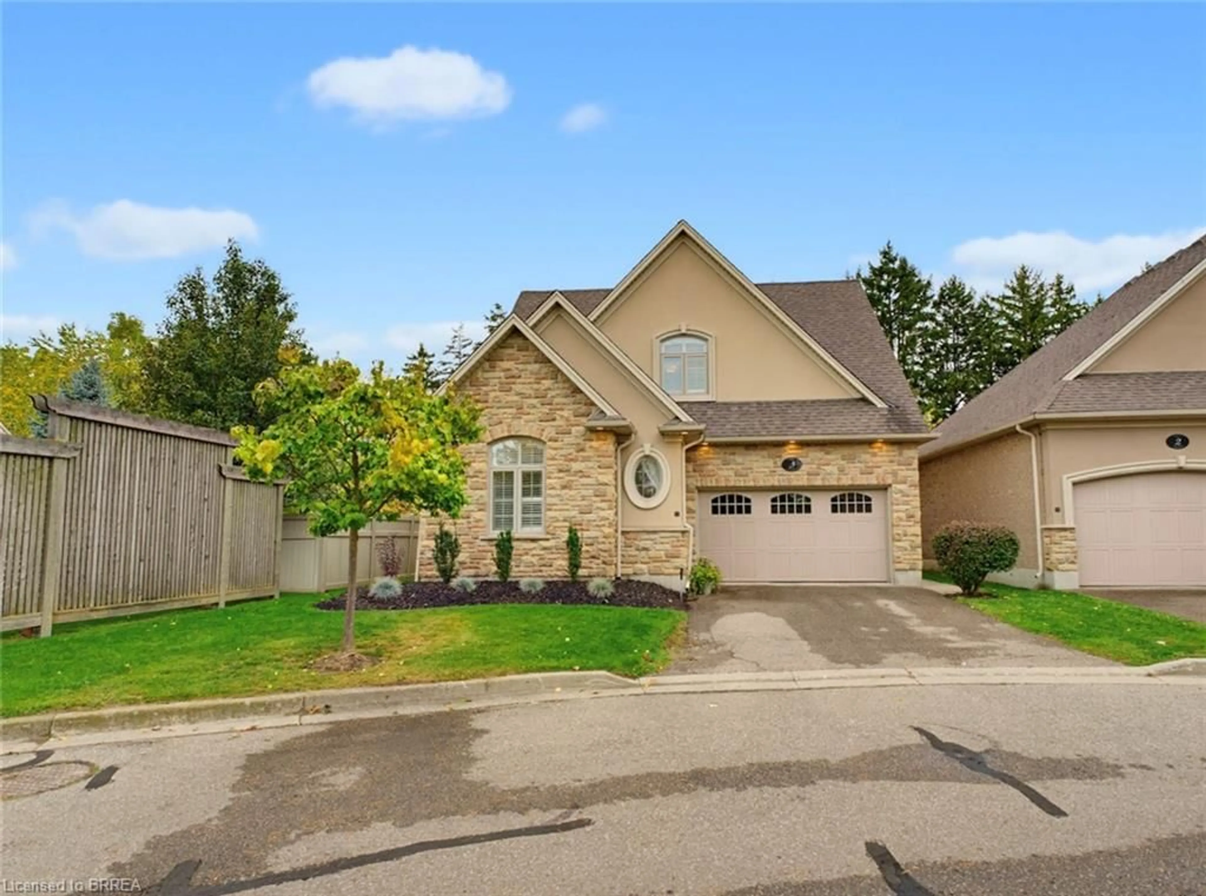 Home with brick exterior material, street for 68 Fairview Dr #3, Brantford Ontario N3R 2W9