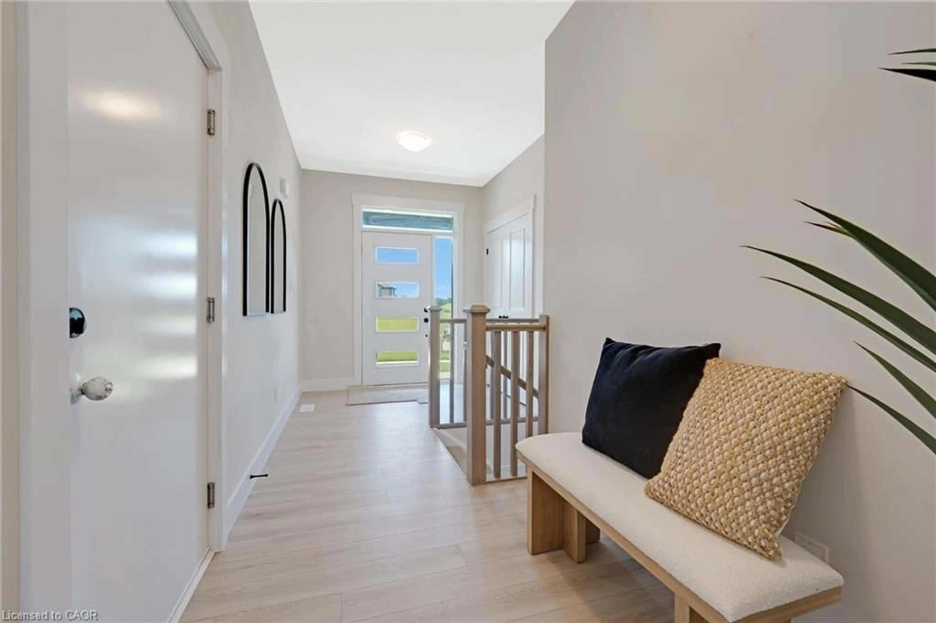 Indoor entryway for 52 Moon Cres, Cambridge Ontario N1S 5A7