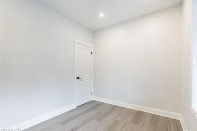 536 Cannon St, Hamilton 5