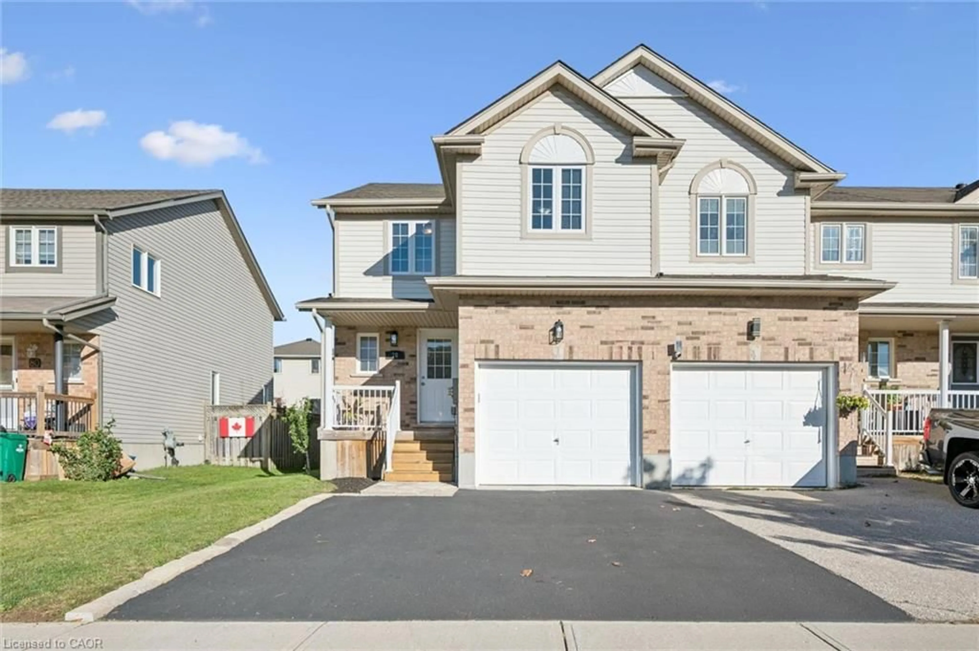 Home with brick exterior material, street for 78 Foxglove Cres, Kitchener Ontario N2E 3Y8