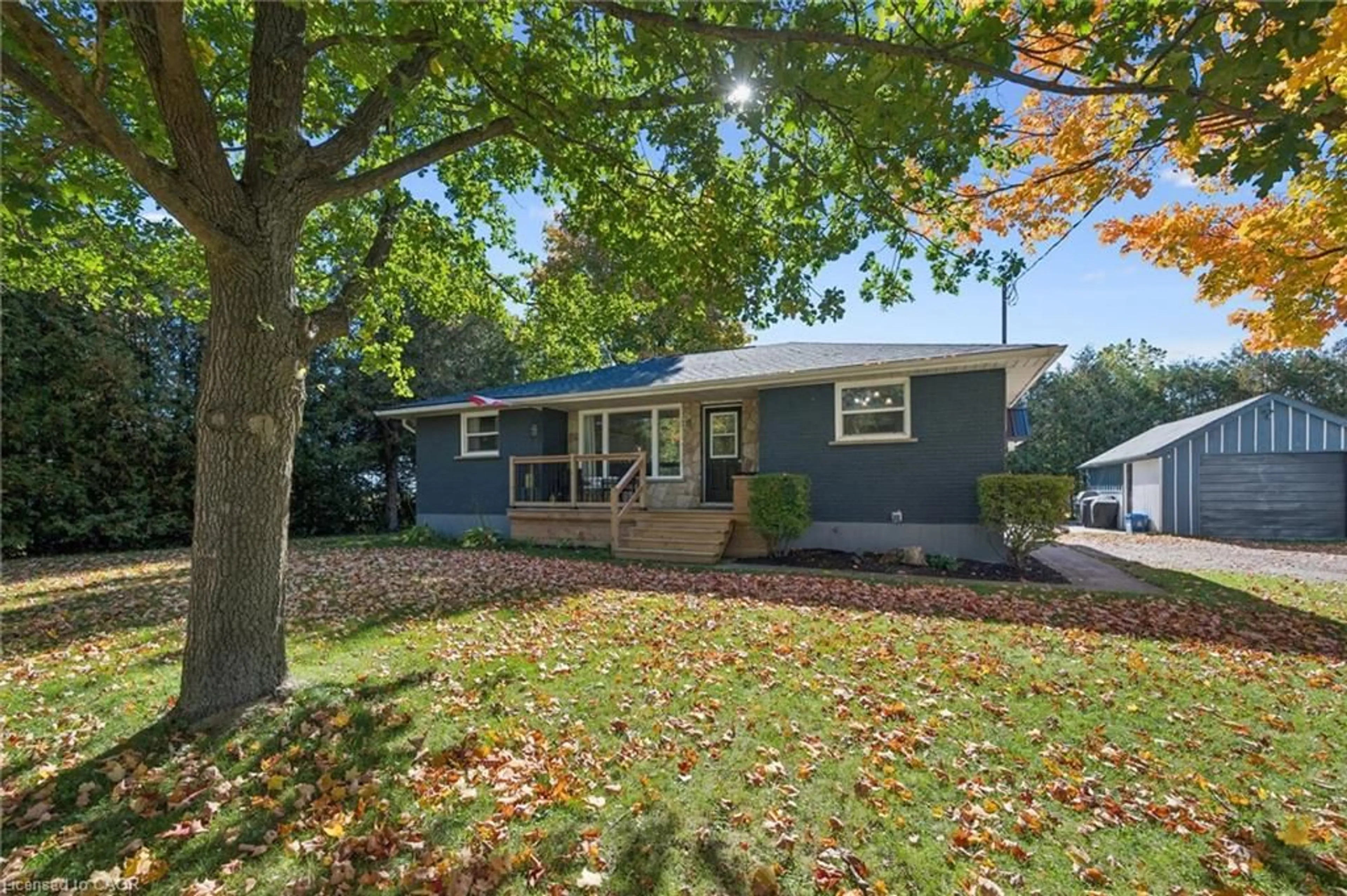 Home with vinyl exterior material, street for 15 Emma St, Princeton Ontario N0J 1V0