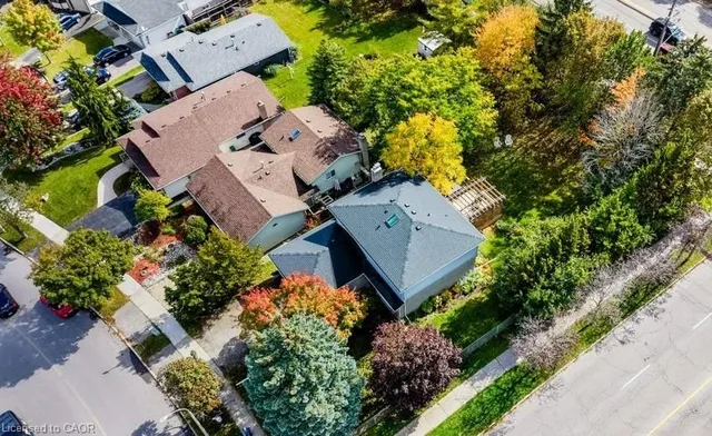 469 Westvale Dr, Waterloo 2