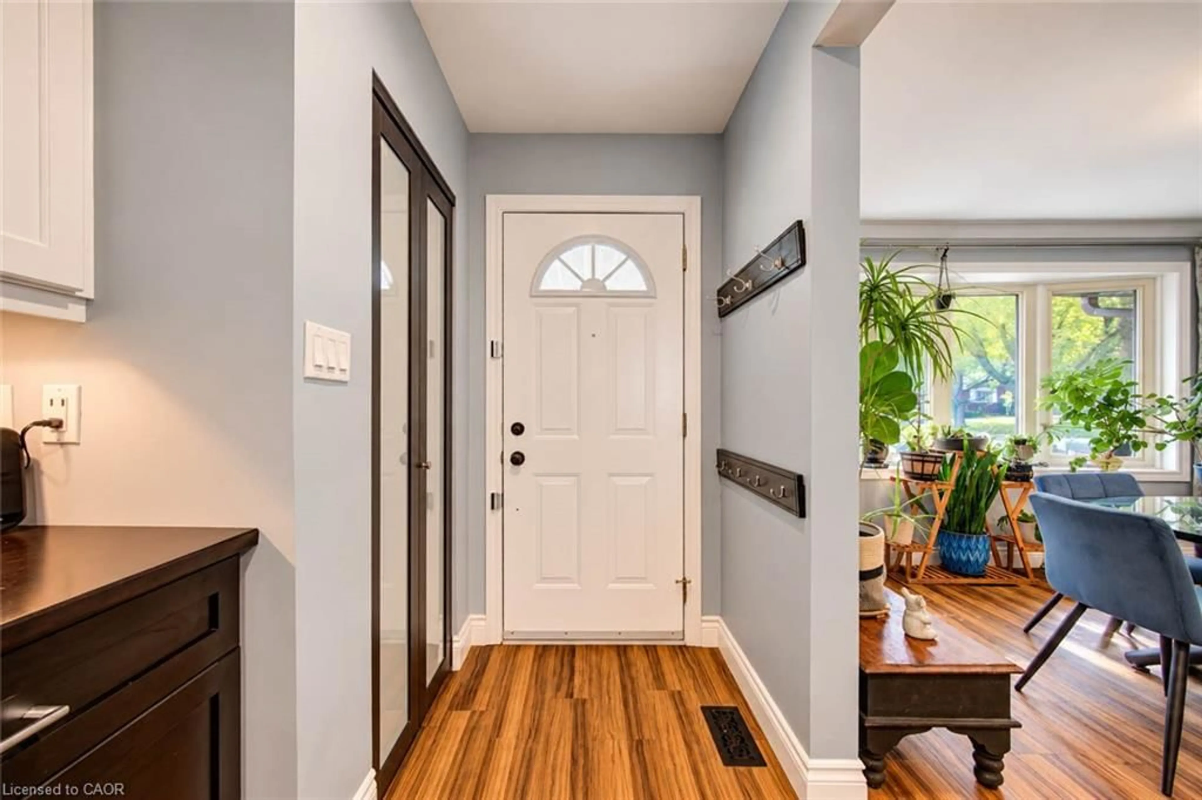 Indoor entryway for 235 Winston Blvd, Cambridge Ontario N3C 1M4