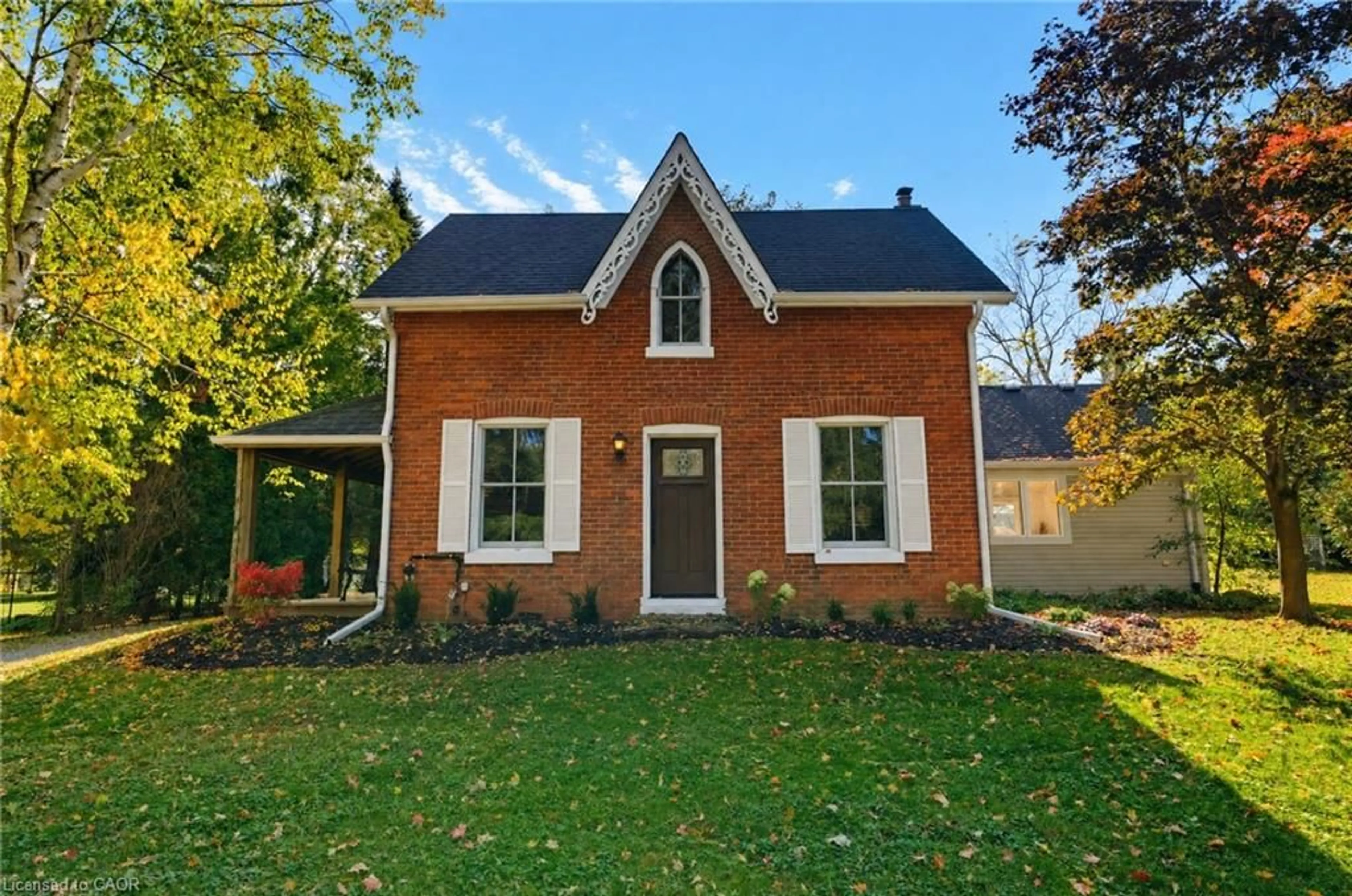 Home with brick exterior material, street for 212 8th Concession Rd, Carlisle Ontario L8B 1N7