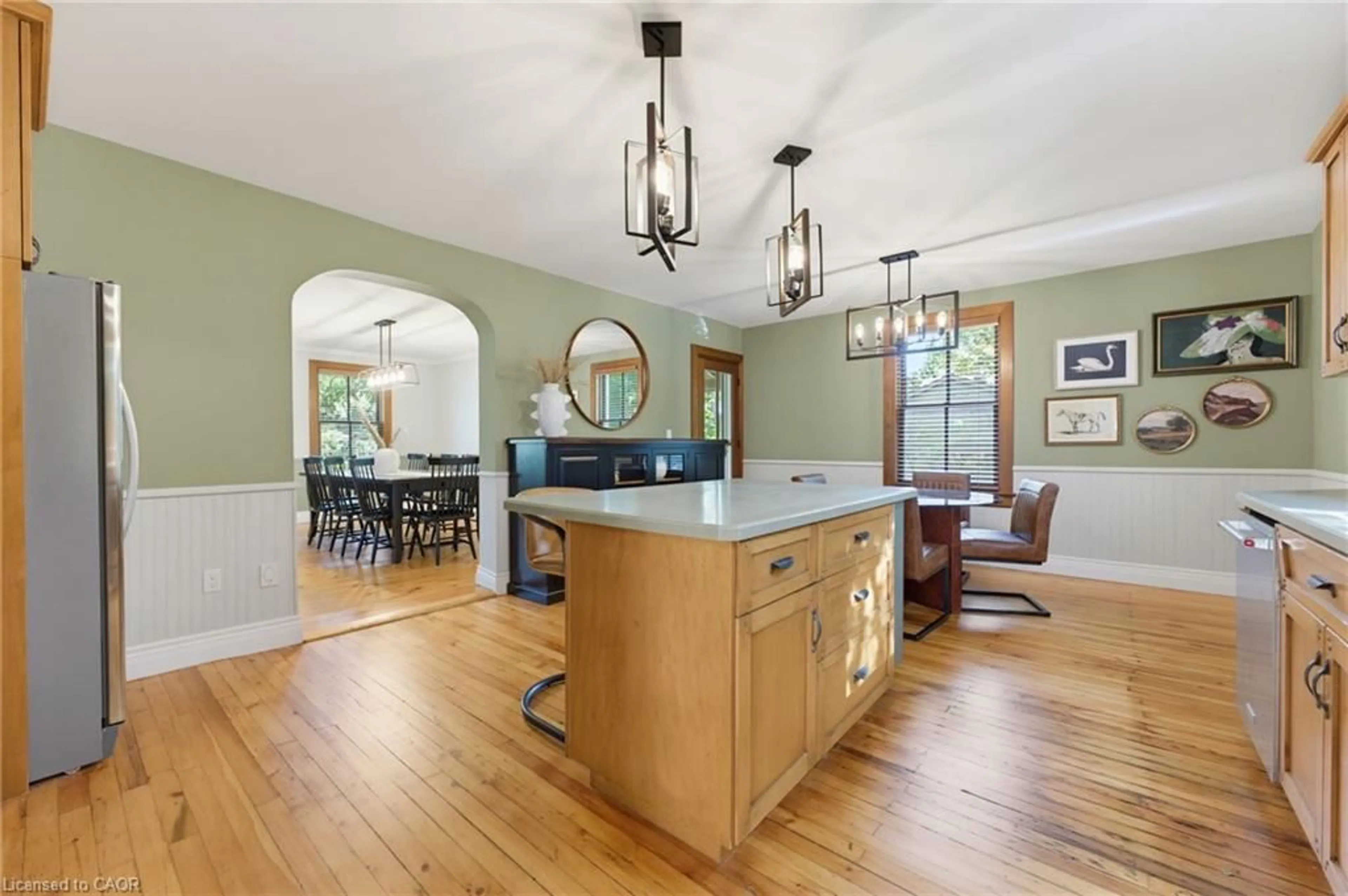 Open concept kitchen, unknown for 212 8th Concession Rd, Carlisle Ontario L8B 1N7
