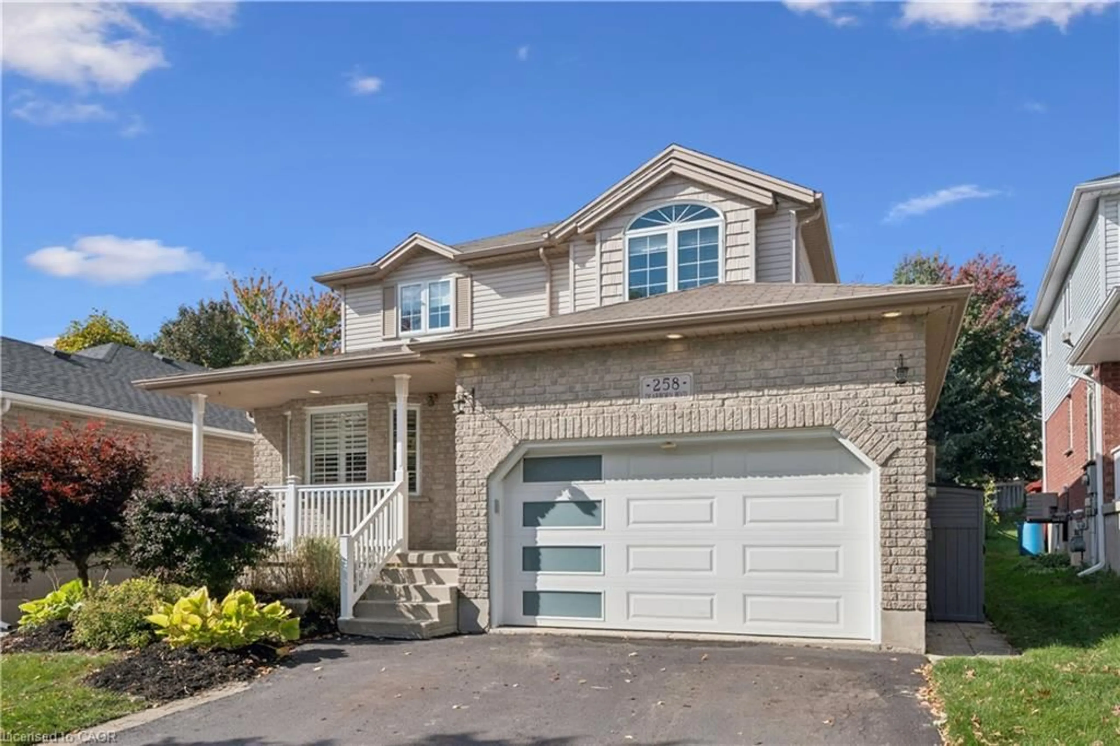 Home with brick exterior material, street for 258 Dearborn Blvd, Waterloo Ontario N2J 4Y6
