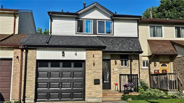 4 Parkside Dr, Paris 2