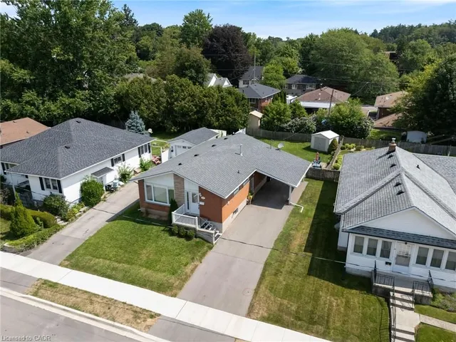 23 Homewood Ave, Simcoe 3