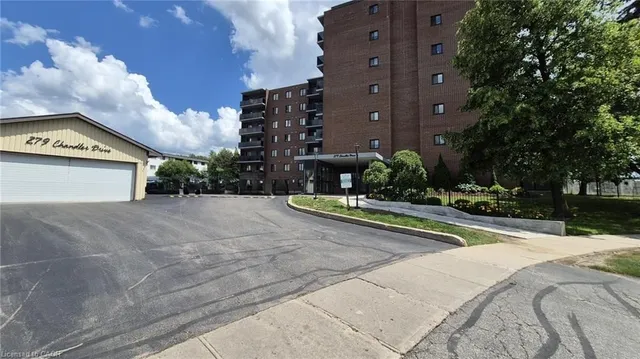 279 Chandler Dr #706, Kitchener 2