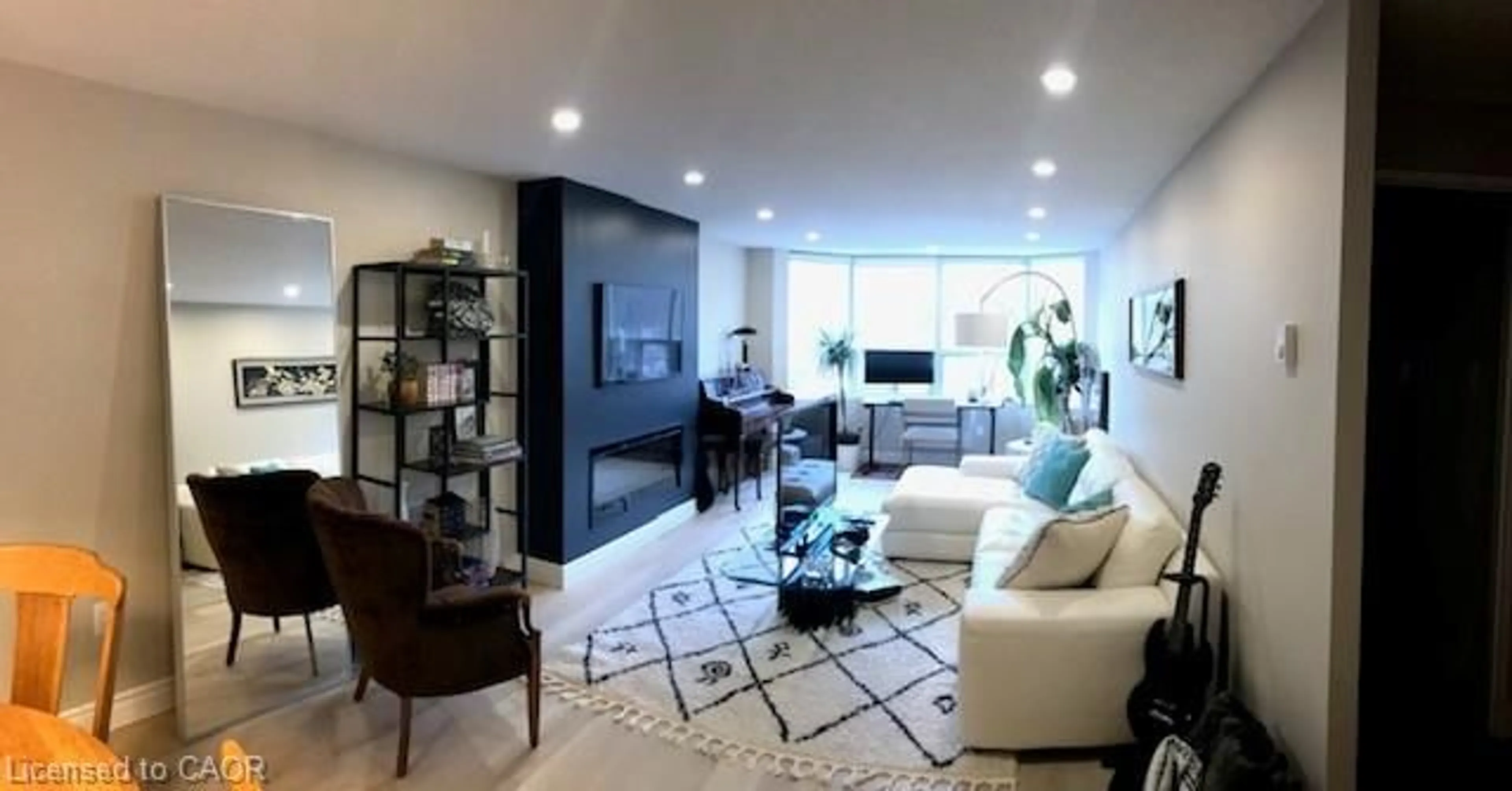 Living room with furniture, unknown for 35 Green Valley Dr #502, Kitchener Ontario N2P 2A5