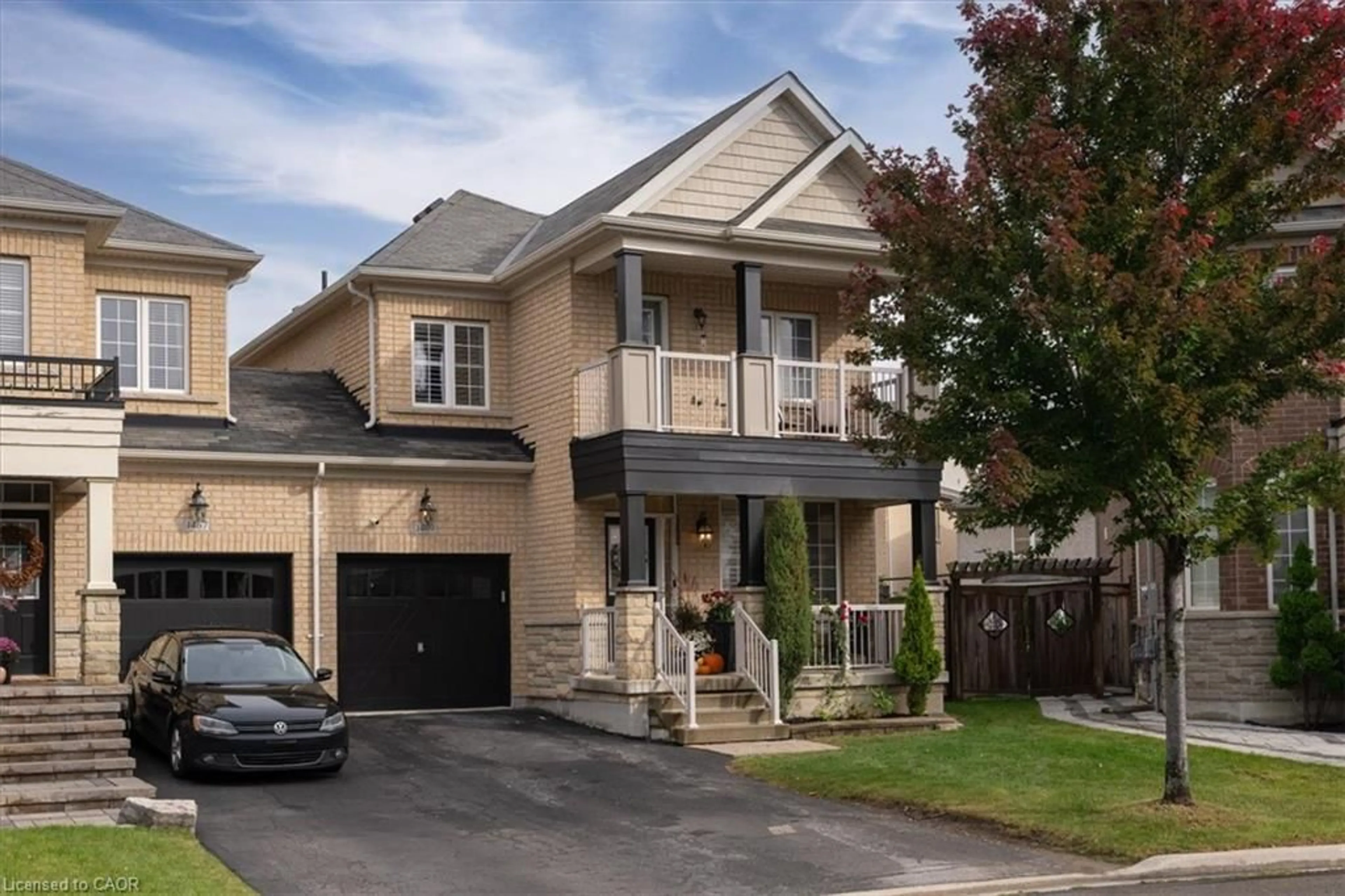 Home with vinyl exterior material, street for 1469 Haws Cres, Milton Ontario L9T 8V2