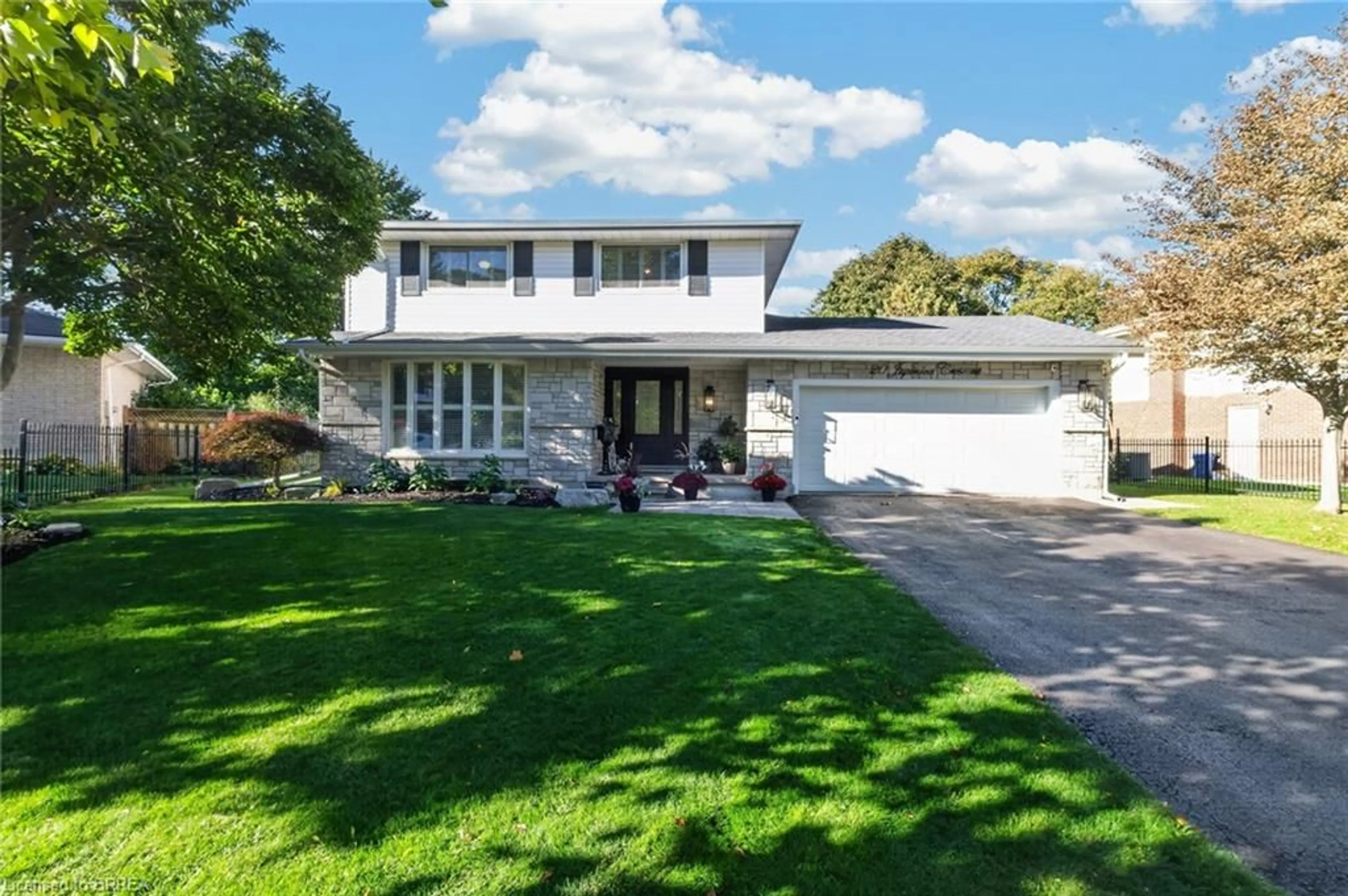 Unknown for 20 Japonica Cres, Brantford Ontario N3R 1N6