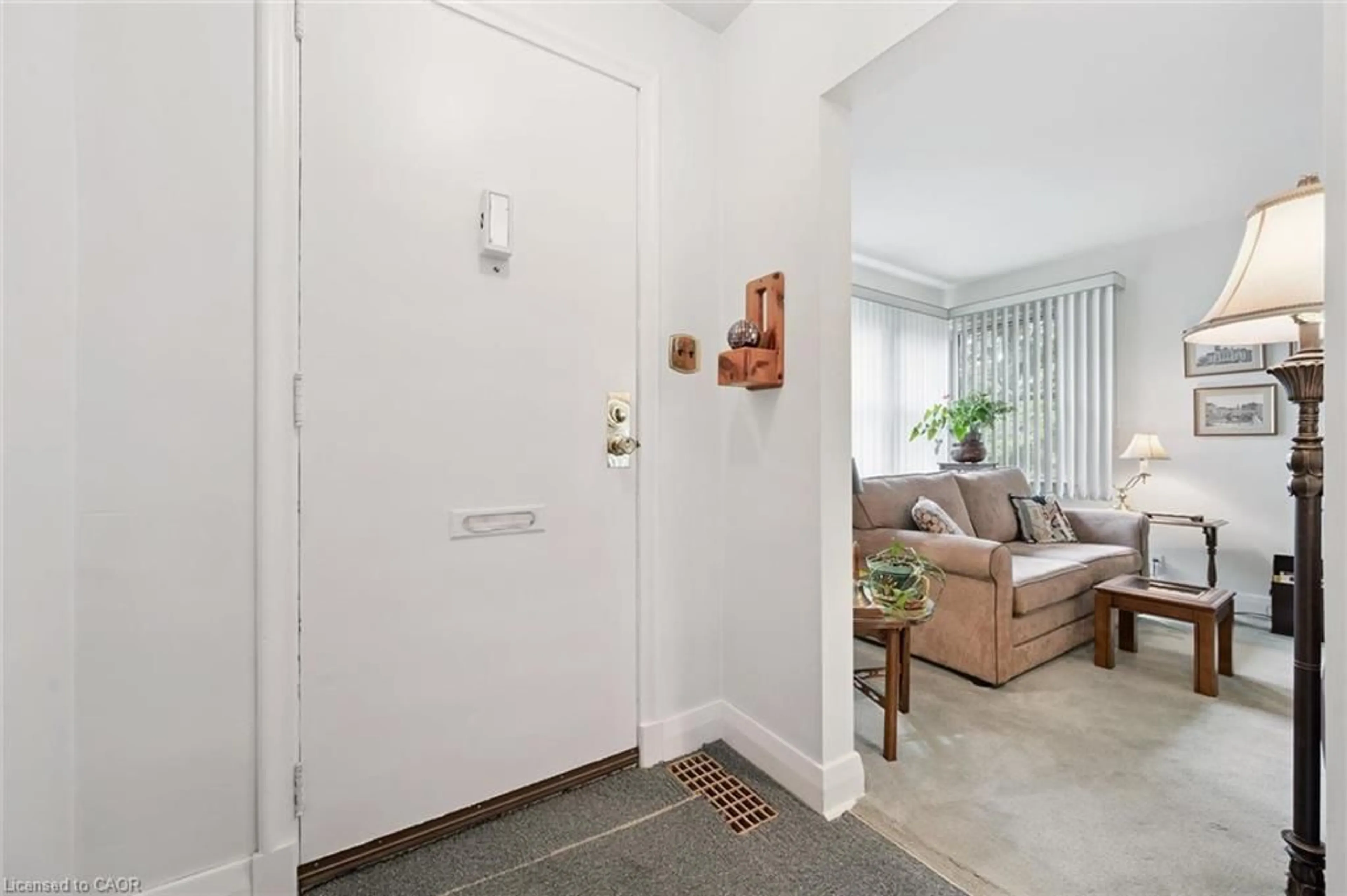 Indoor entryway for 65 Belmont Ave, Kitchener Ontario N2M 1L5