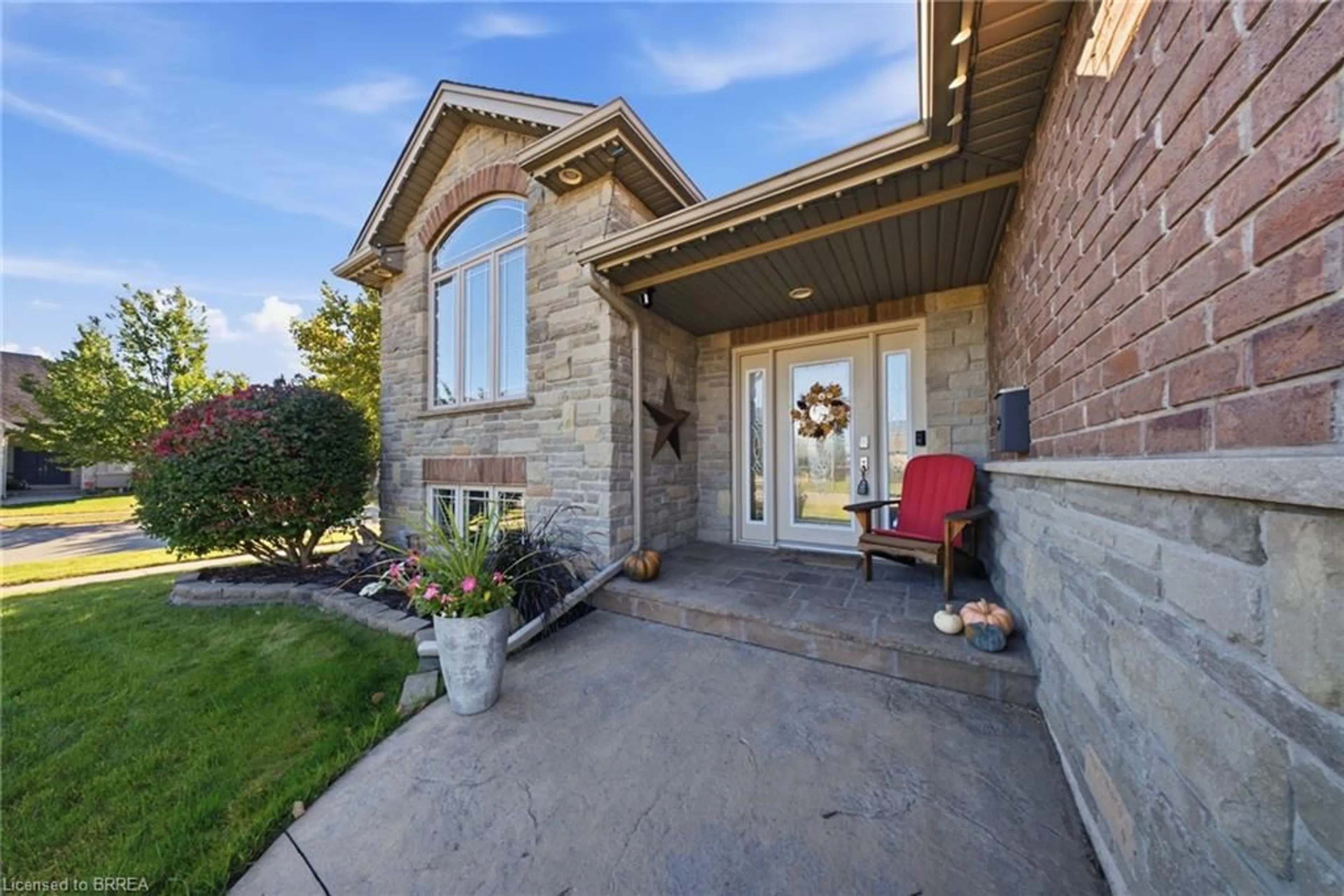 Home with brick exterior material, street for 5 Mission Rd, Brantford Ontario N3S 7X8