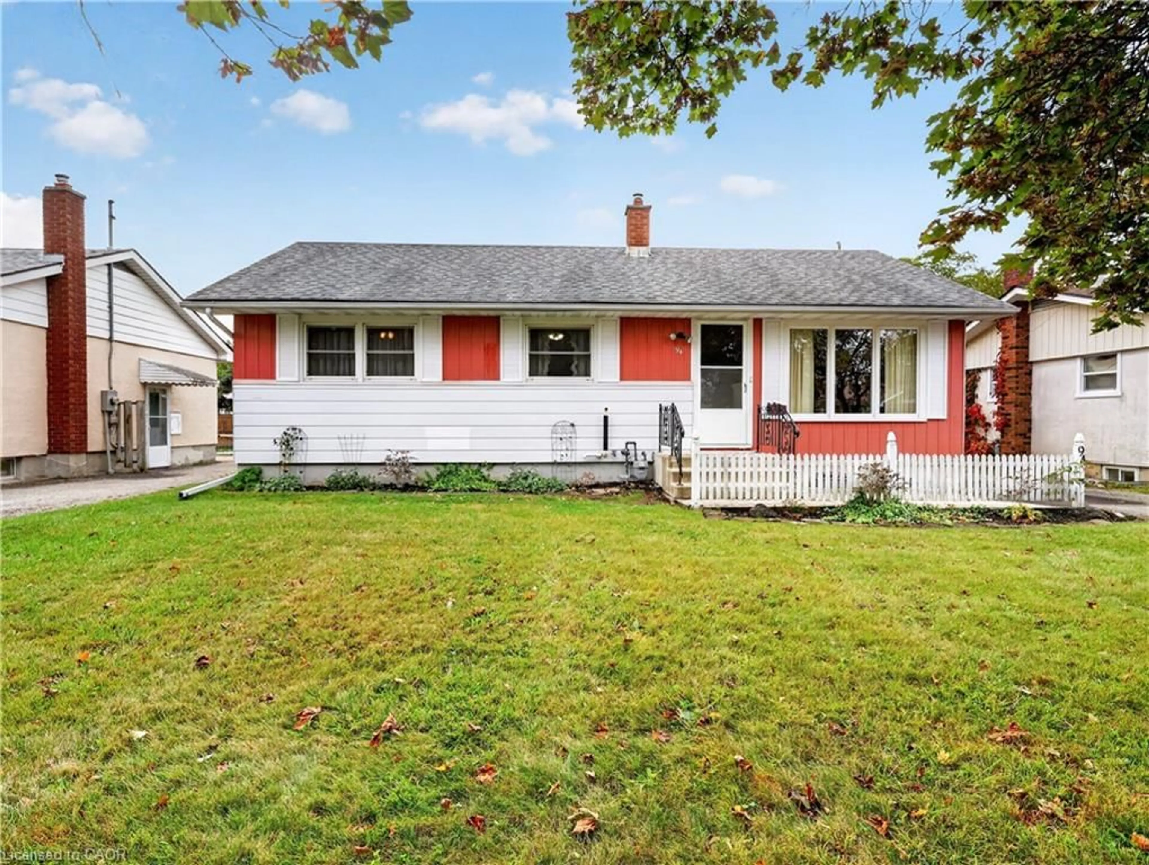 Home with vinyl exterior material, street for 94 Jacobson Ave, St. Catharines Ontario L2T 3A3