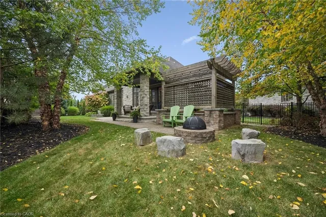 311 Terrace Wood Cres, Kitchener 4
