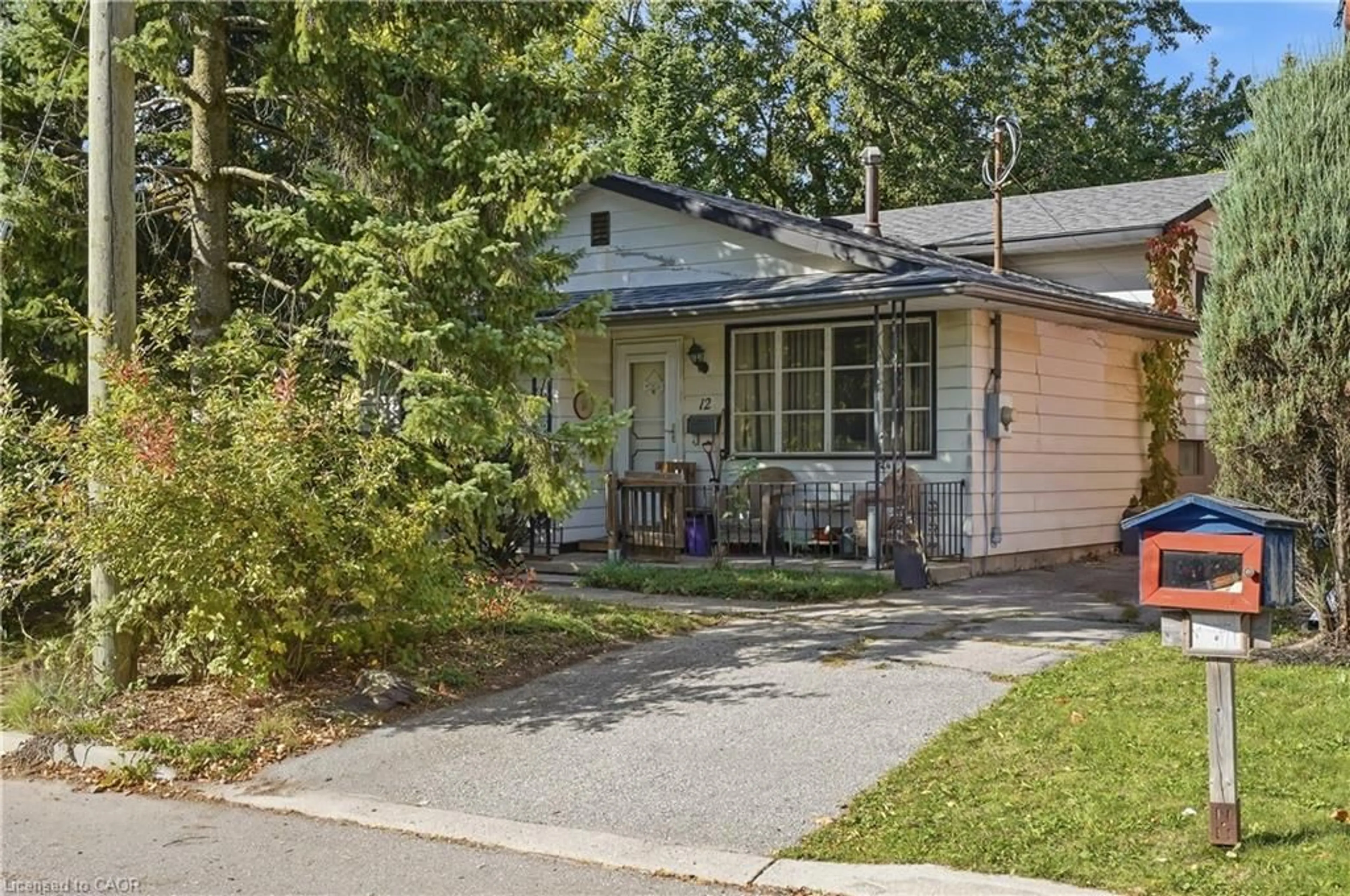 Unknown for 12 Hill St, Kitchener Ontario N2H 5T1