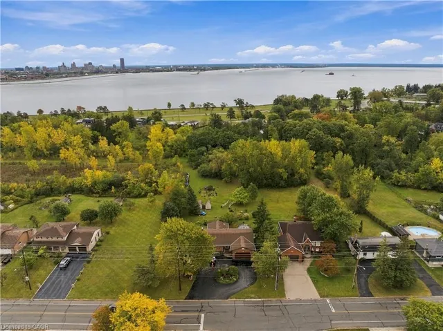 338 Albany St, Fort Erie 3