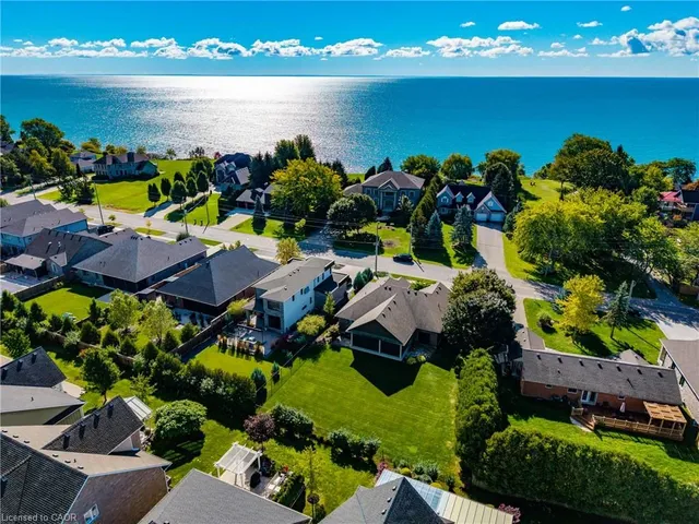 135 New Lakeshore Rd, Port Dover 4