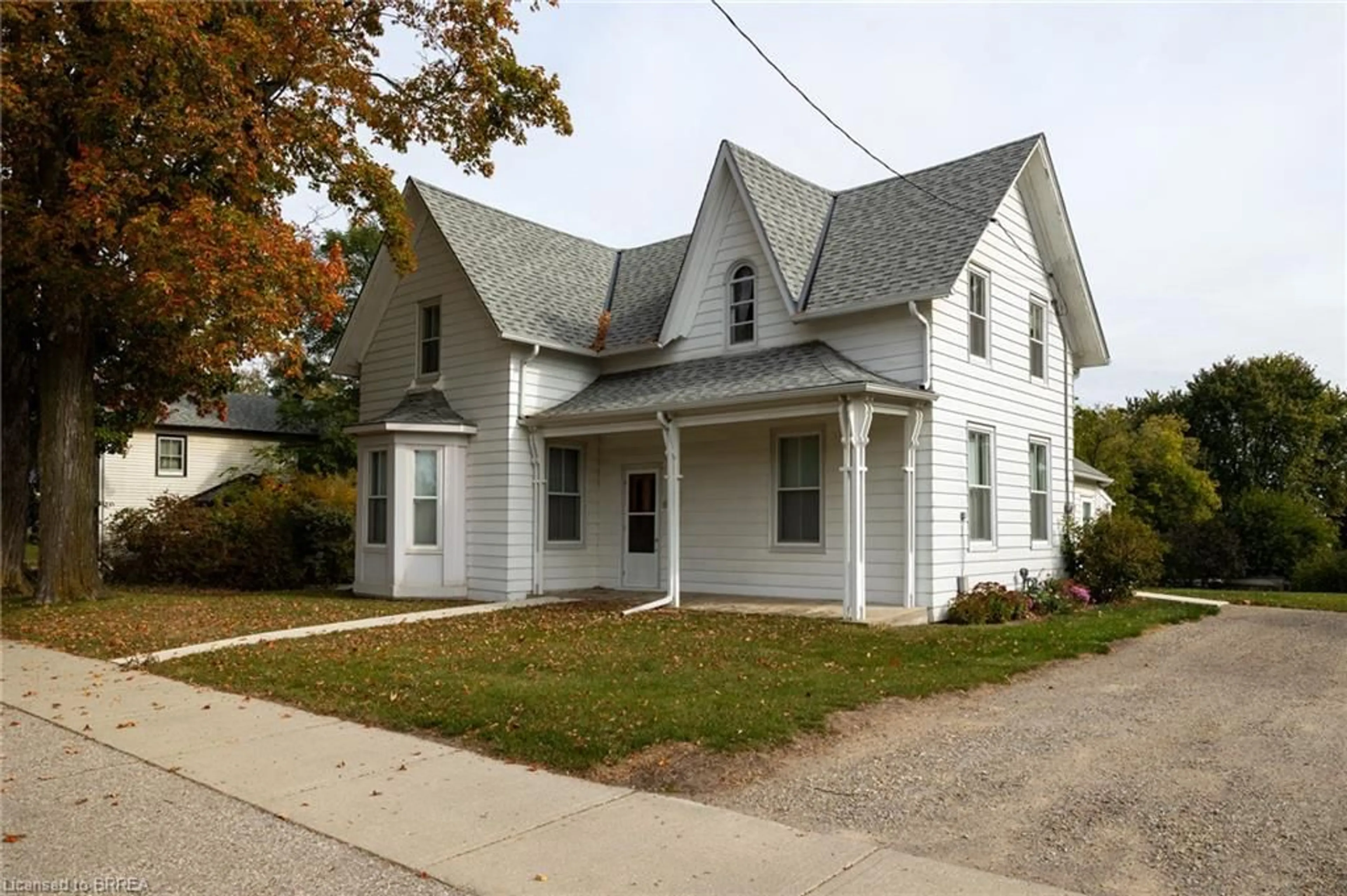 Home with vinyl exterior material, street for 60 Simcoe St, Scotland Ontario N0E 1R0