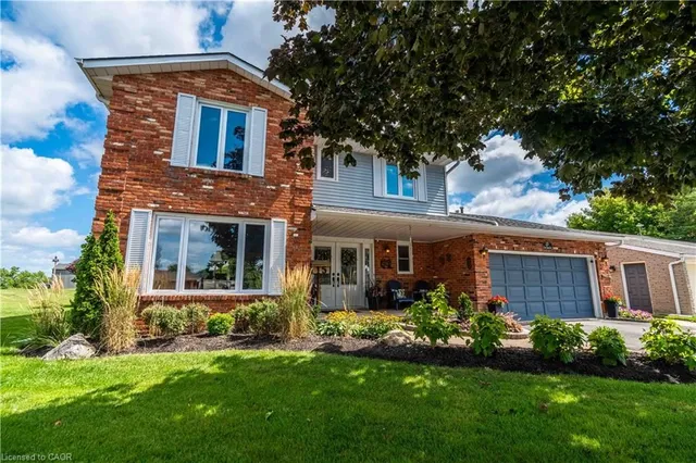 15 Clare Innis Crt, Caledonia 3