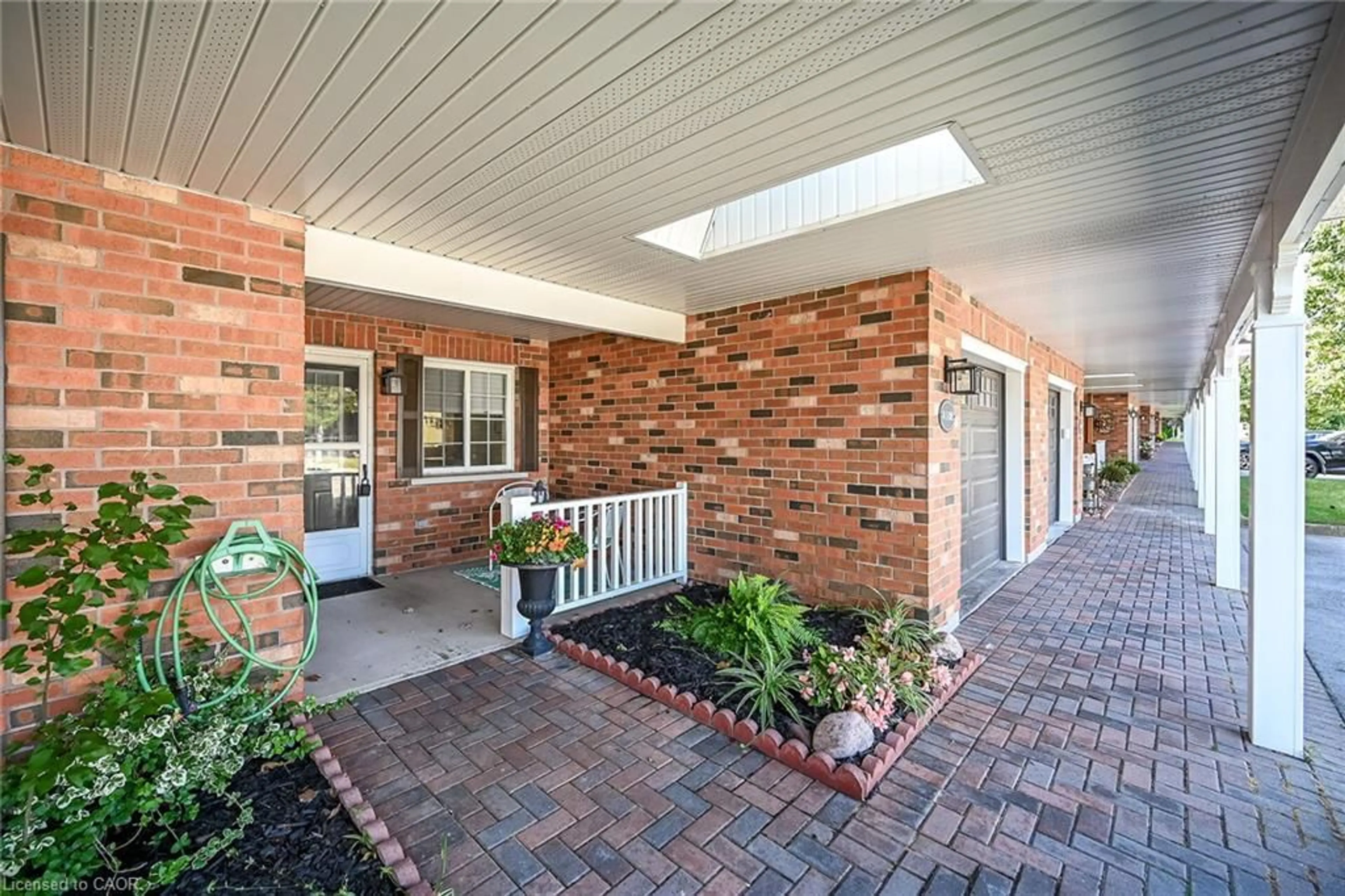 Unknown for 4108 Loganberry Crt #4, Vineland Ontario L0R 2C0